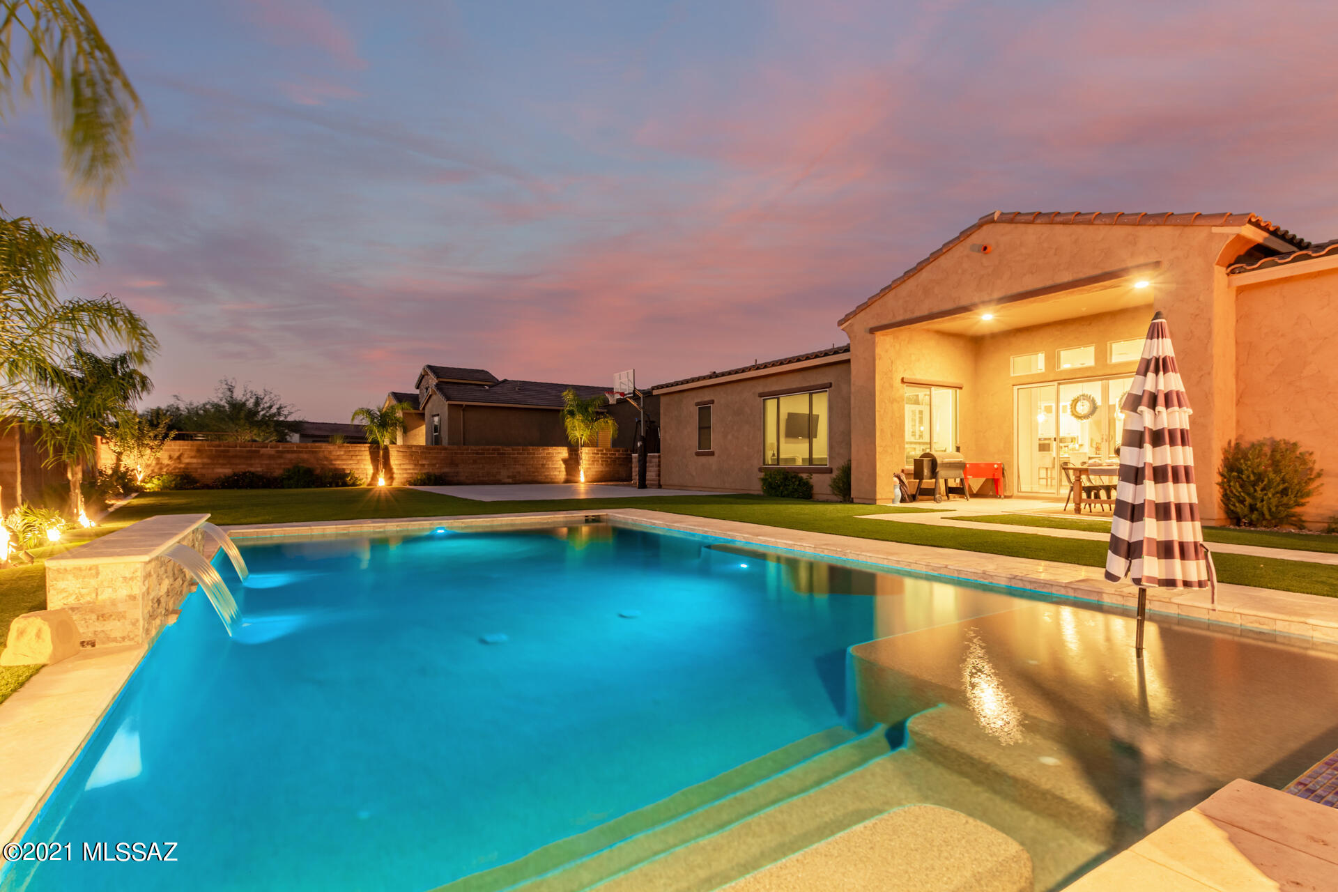 Sanctuary At Silverhawke - Residential