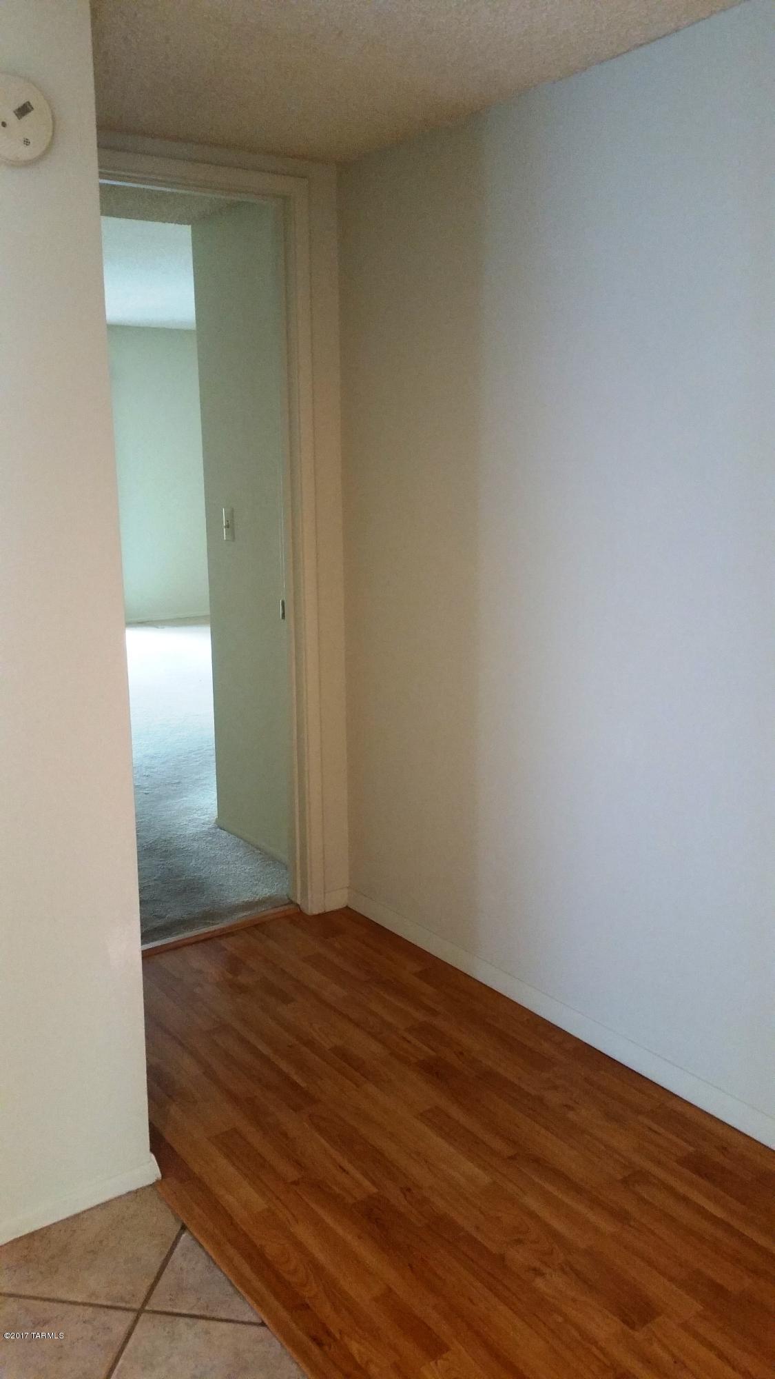 Casas Del Oro Norte (89-130) - Residential