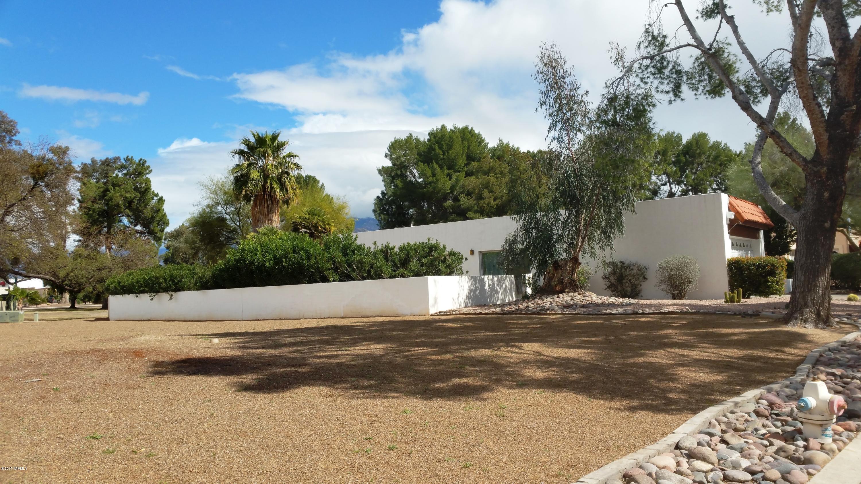 Casas Del Oro Norte (89-130) - Residential