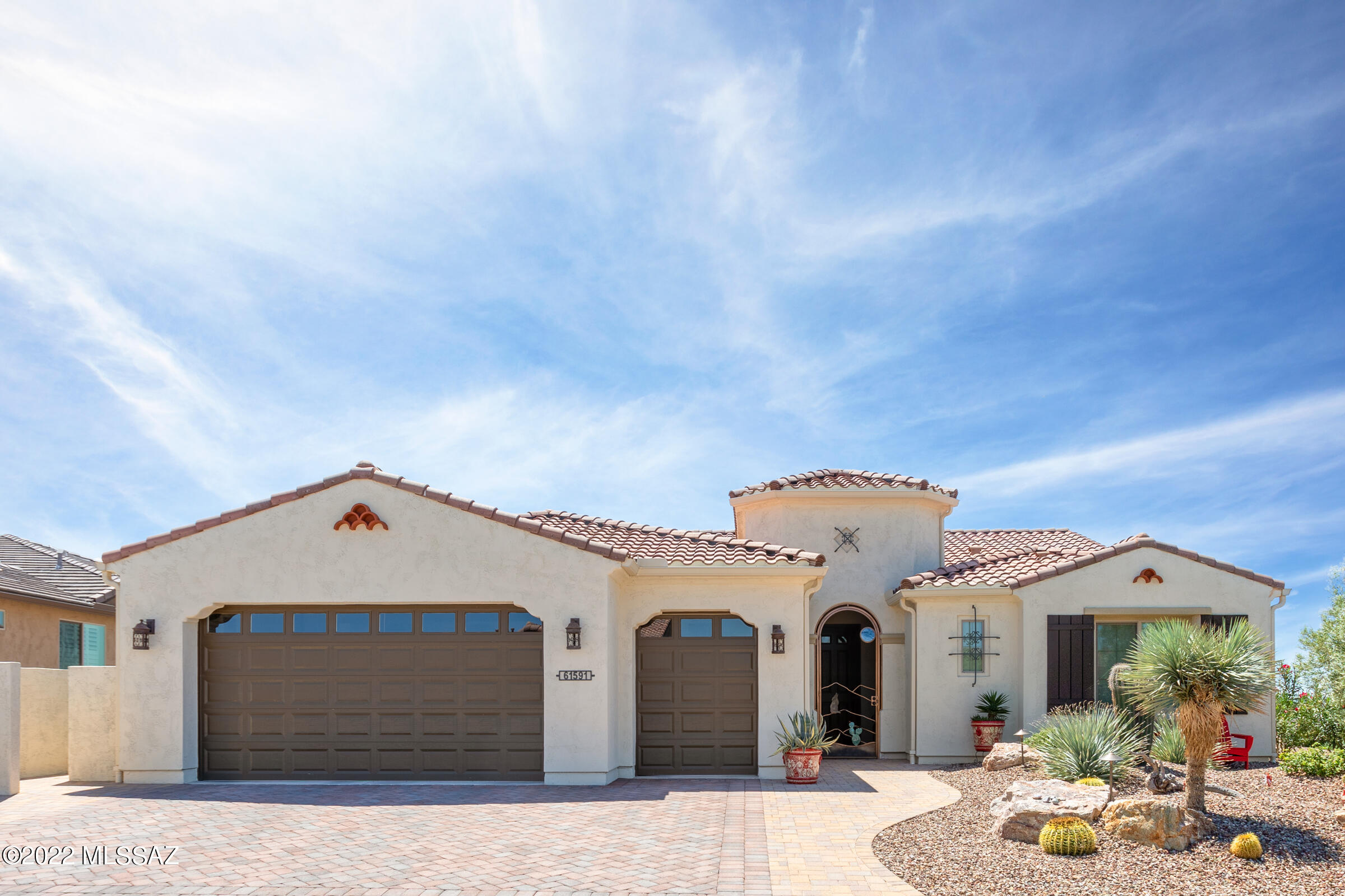 You will instantly fall in love with this stunning and highly upgraded
Tesoro – Premiere Series that has one the very best views any home can have here in SaddleBrooke Ranch! The 2574 square foot home includes 2-Bedroom En Suites; Powder Room, Great Room w/Media Alcove; Dining Room; Grand Kitchen Island with adjoining Butler's Pantry and Walk-In Pantry; Dining Room; Spacious Office/Den that can double as an extra bedroom; Owner's Entry Valet with Cabinets; Walk-In Coat Closet; Walk Up Dry Bar; Large Laundry Room; Deep 2-Car and Golf Cart Garage w/Extra Storage; Covered Outdoor Living Space with  a gas Fireplace Place, and 9' and 11' foot ceilings through-out the home. The Master Bedroom En Suite has 2-Walk-In Closets; Dual Vanities; 42'' by 60'' Soaking Tub; and 42'' X 60'' Walk-In Show