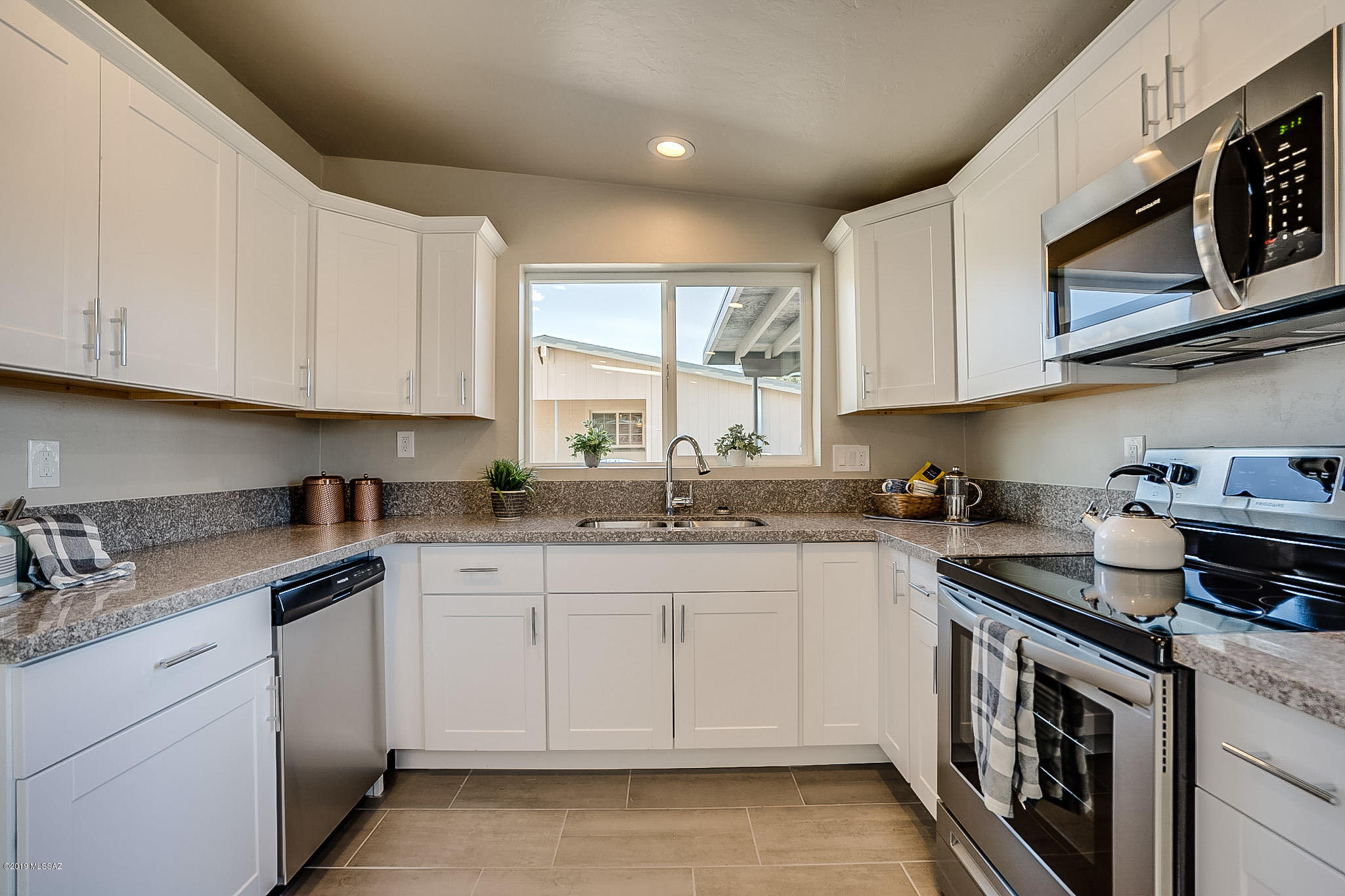 Miramonte Terr - Residential