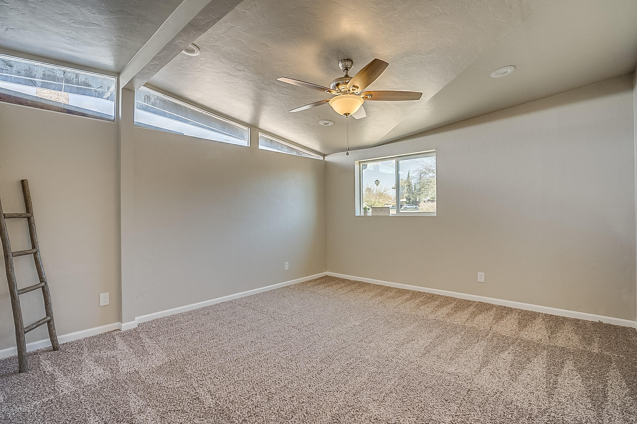Miramonte Terr - Residential
