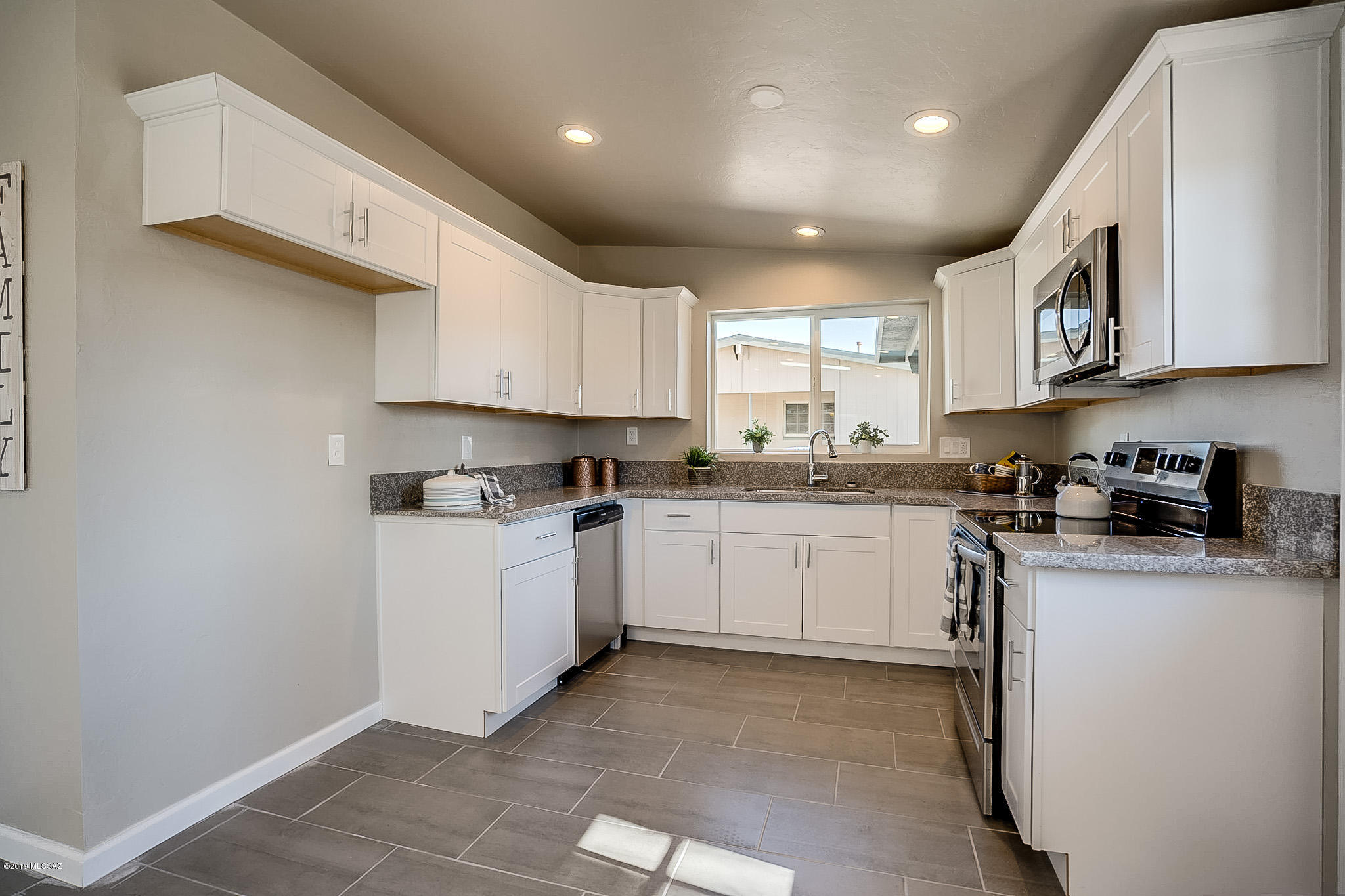 Miramonte Terr - Residential