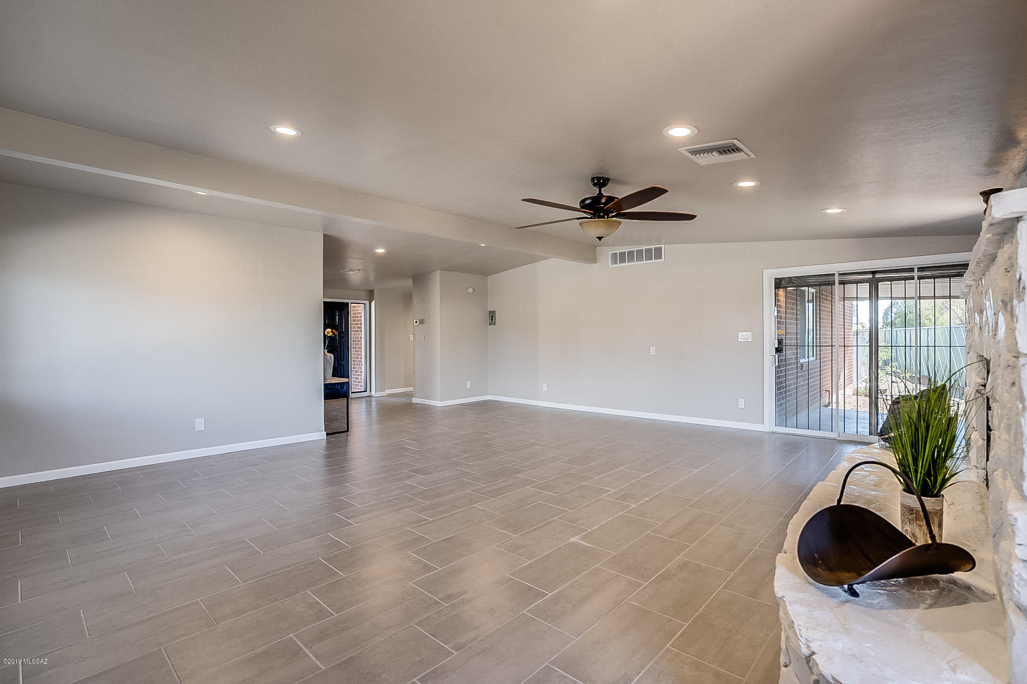 Miramonte Terr - Residential