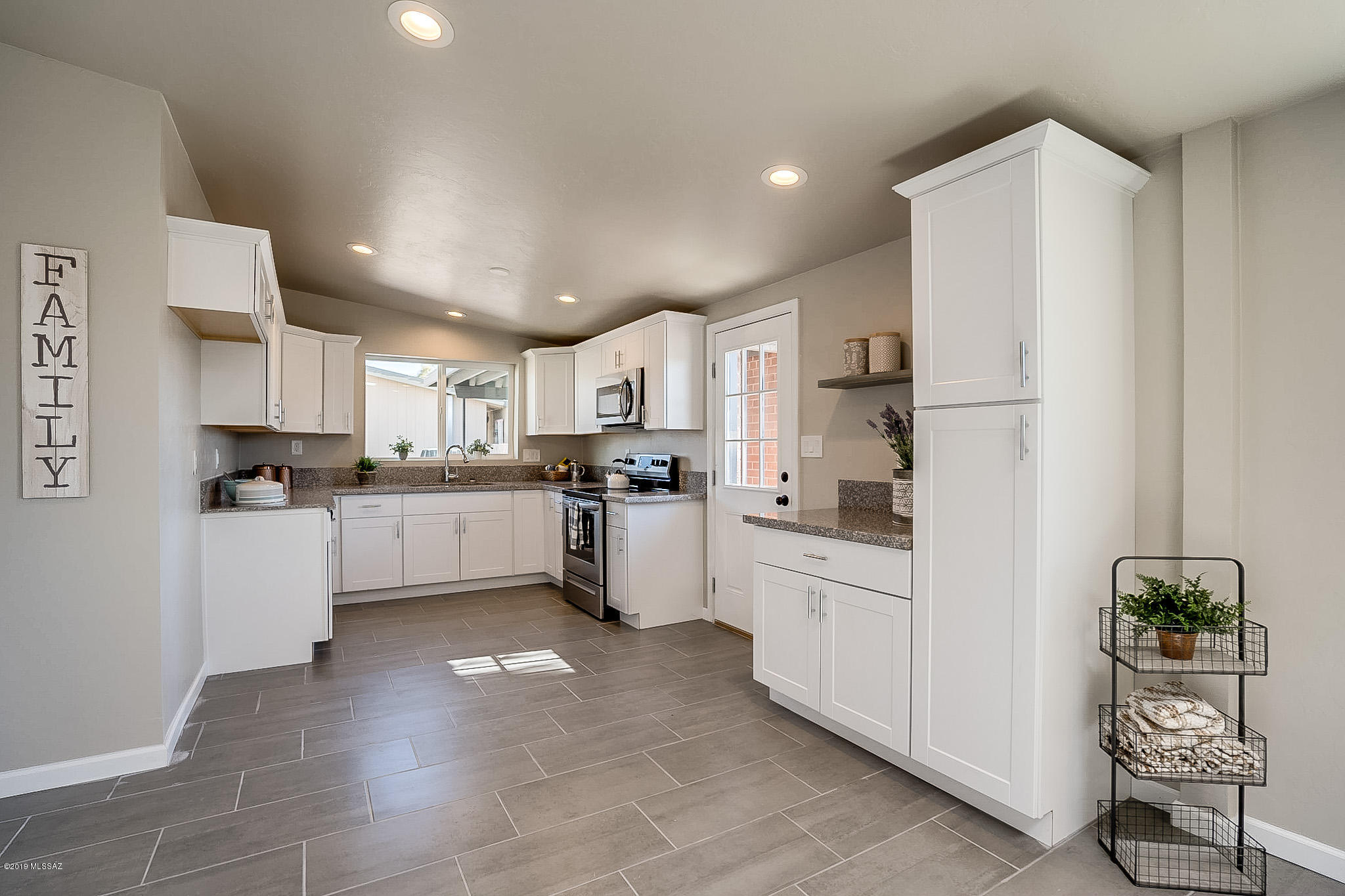 Miramonte Terr - Residential