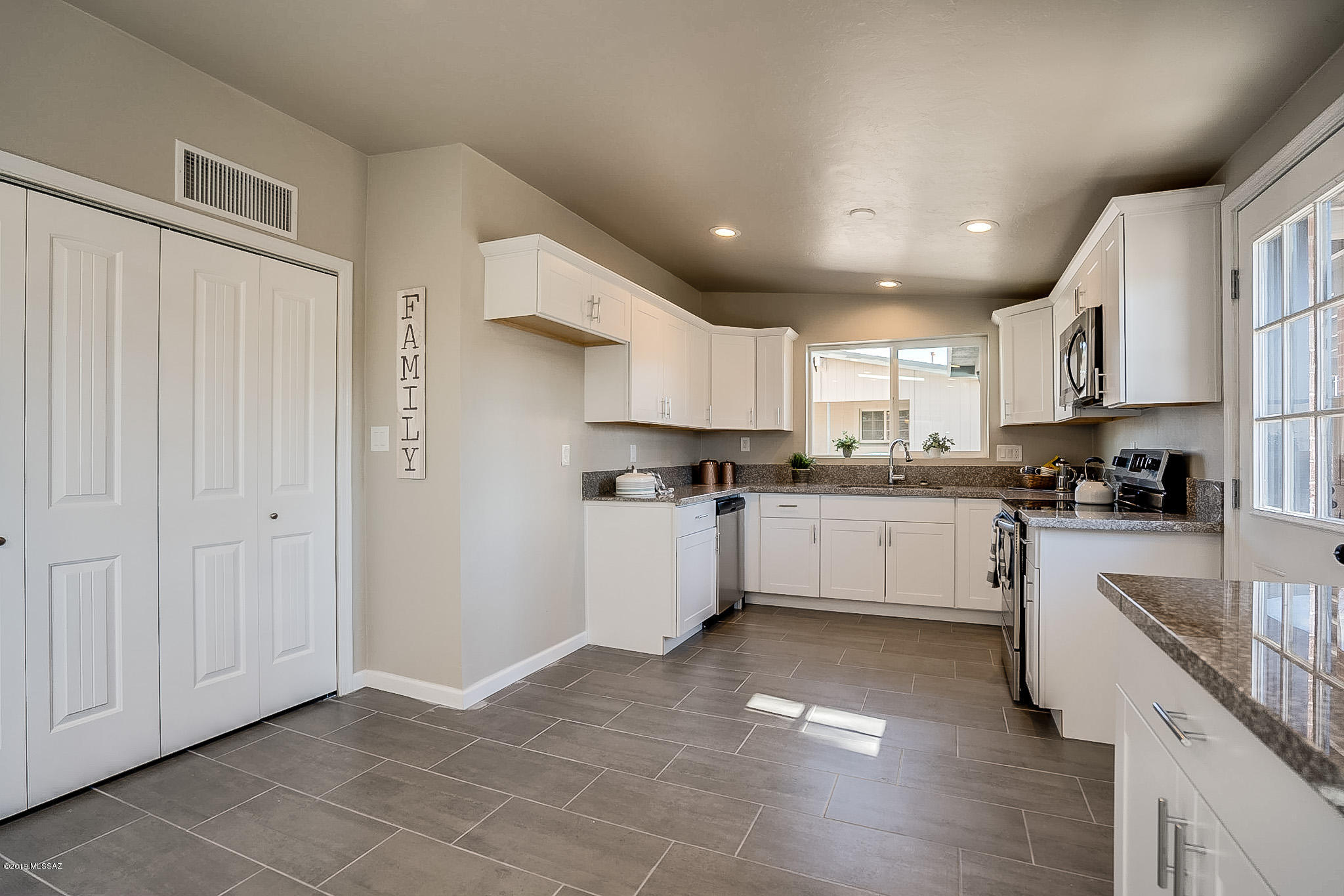 Miramonte Terr - Residential