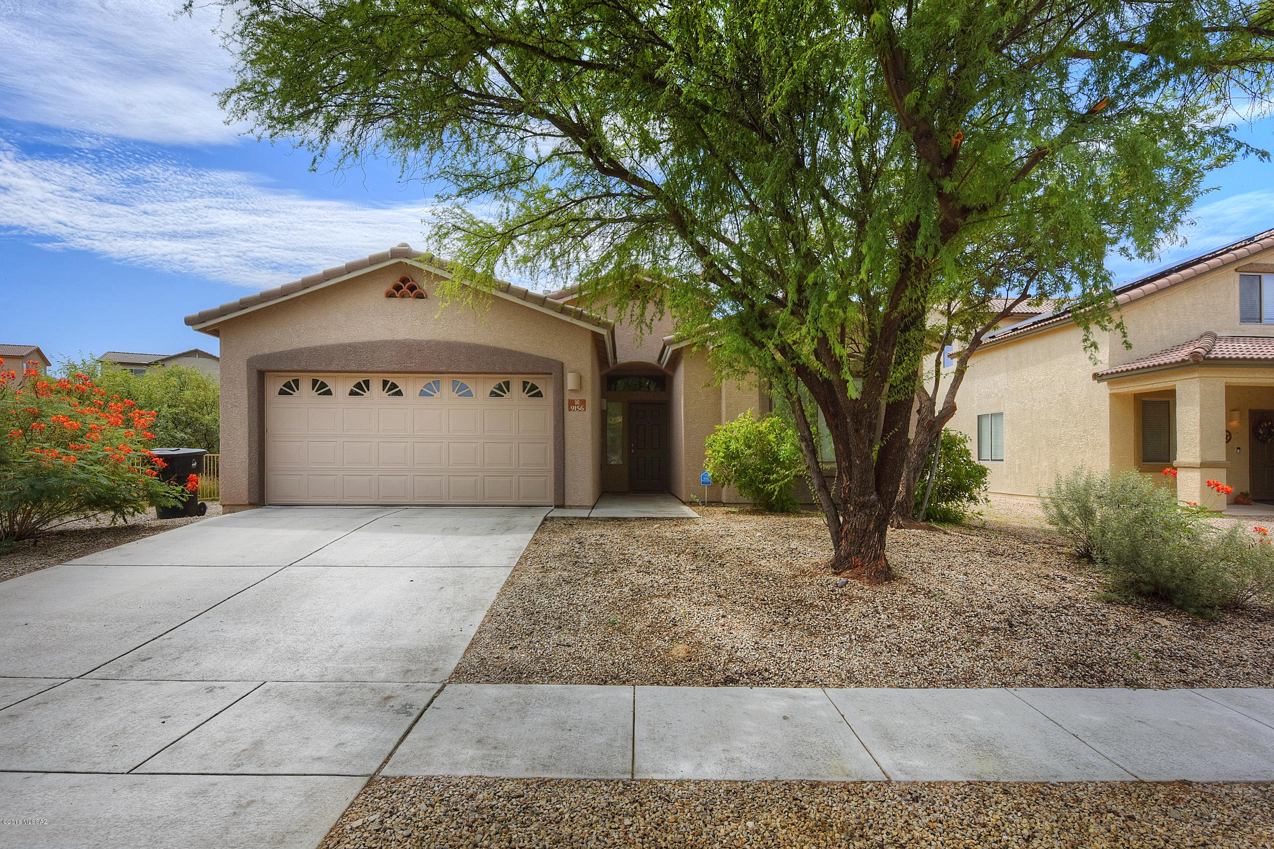 Gorgeous 1776 sq,ft home in the DESIRABLE SYCAMORE CANYON NEIGHBORHOOD. AWARD WINNING VAIL SCHOOL DISTRICT! Built in 2006, this 3 bd 2 bth split floor plan home will provide a great home for any family! The formal dining area & open living room are wonderful for entertaining, & you'll love the open kitchen (GAS STOVE) with island, granite counter tops, maple cabinets & 18 inch ceramic tile. Master bedroom has a ton of closet space! Located on a very private lot with mountain views. A MUST SEE!
