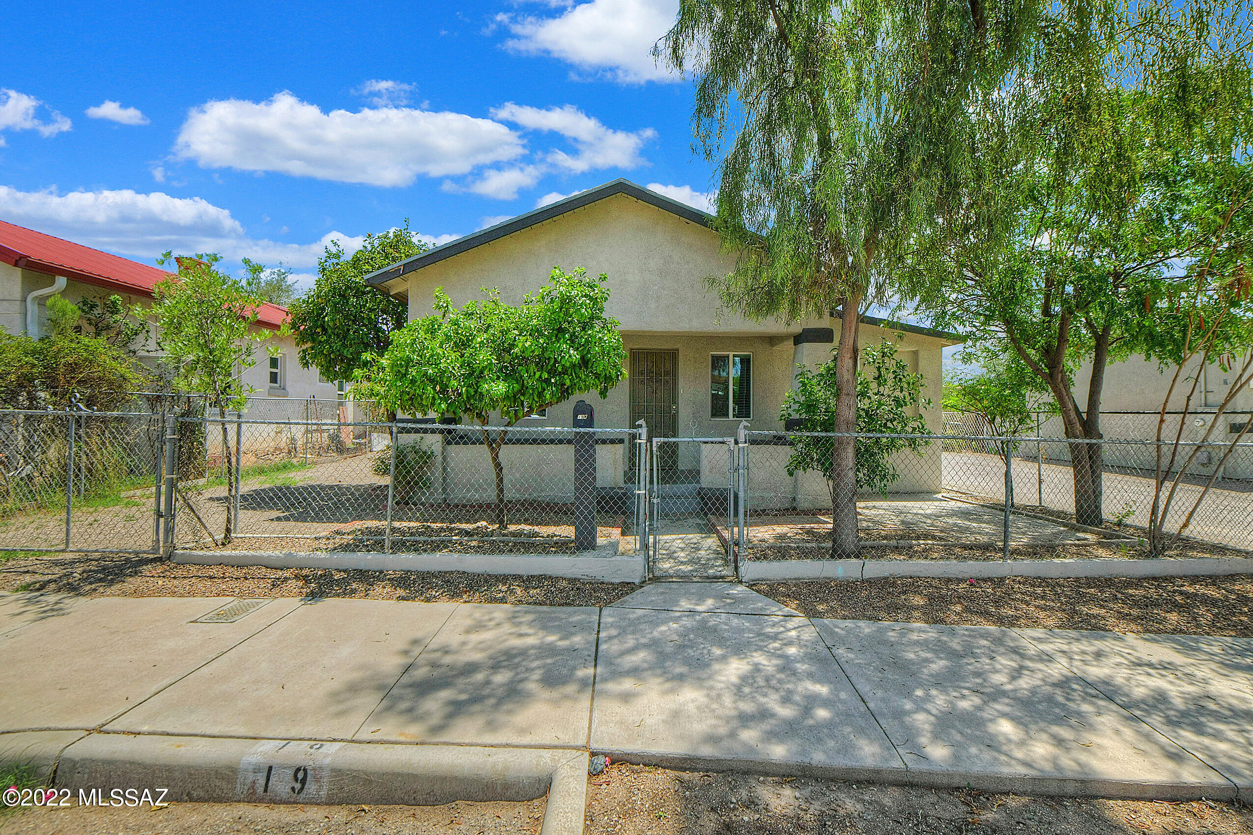 Seller will counter or accept offers between $250,000-$275,000. Location, Location, Location. Home is perfect for investment rental or AirBnB! The house was remodeled in 2017 including a new Heat Pump HVAC, new plumbing, and electrical wiring, as well as paint, flooring, kitchen, and bathroom. Home is located in vibrant Downtown Tucson! Property is central and close to everything, i.e Shopping, Restaurants, Freeway, Airport! Flexible floor plan allows for optional 3rd Bedroom, Office, Nursery, you name it! Private backyard with covered area for all your entertaining needs.  Come see today. Be sure to check out the 3D Virtual Tour