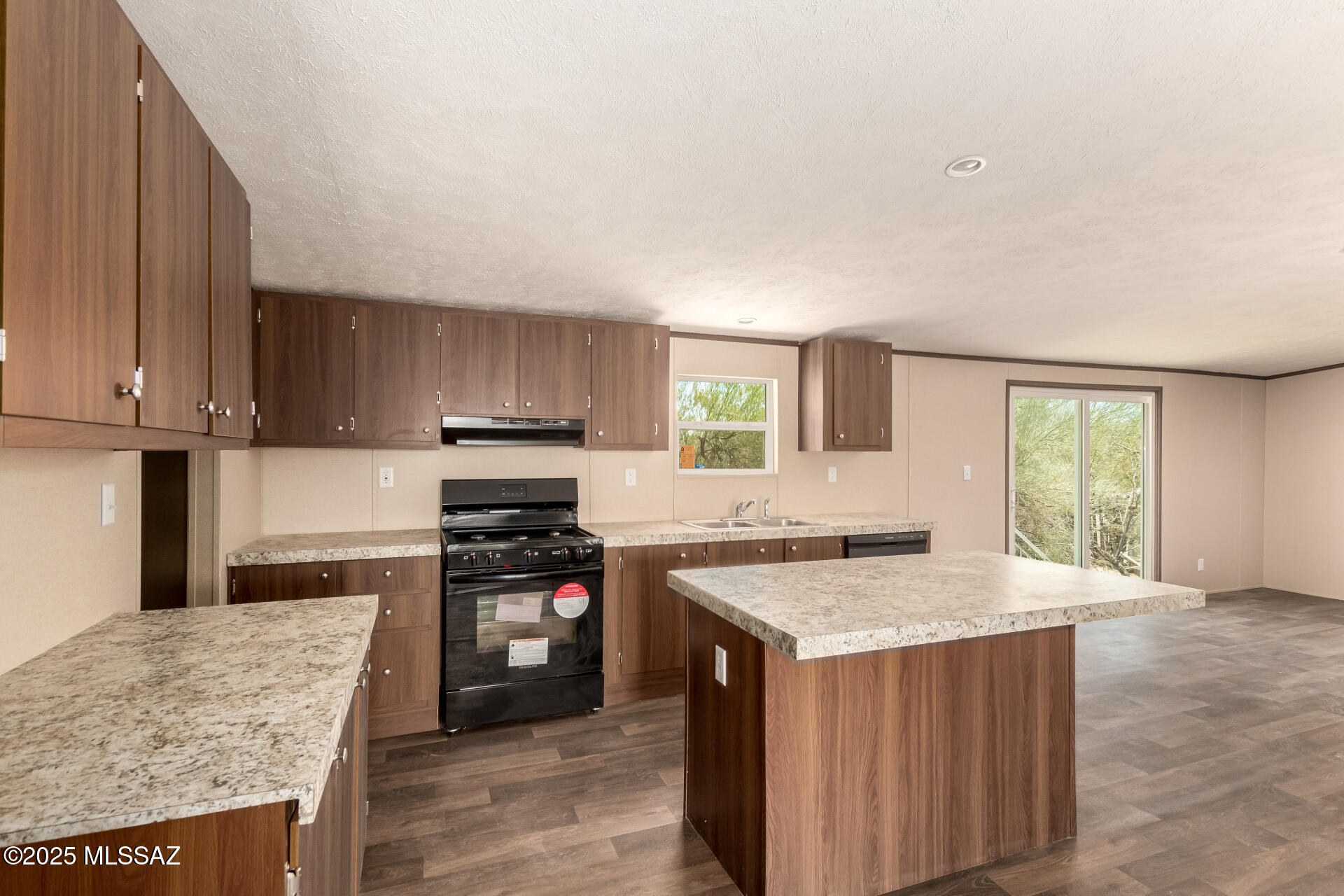 Millstone Manor NO. 6 - Residential