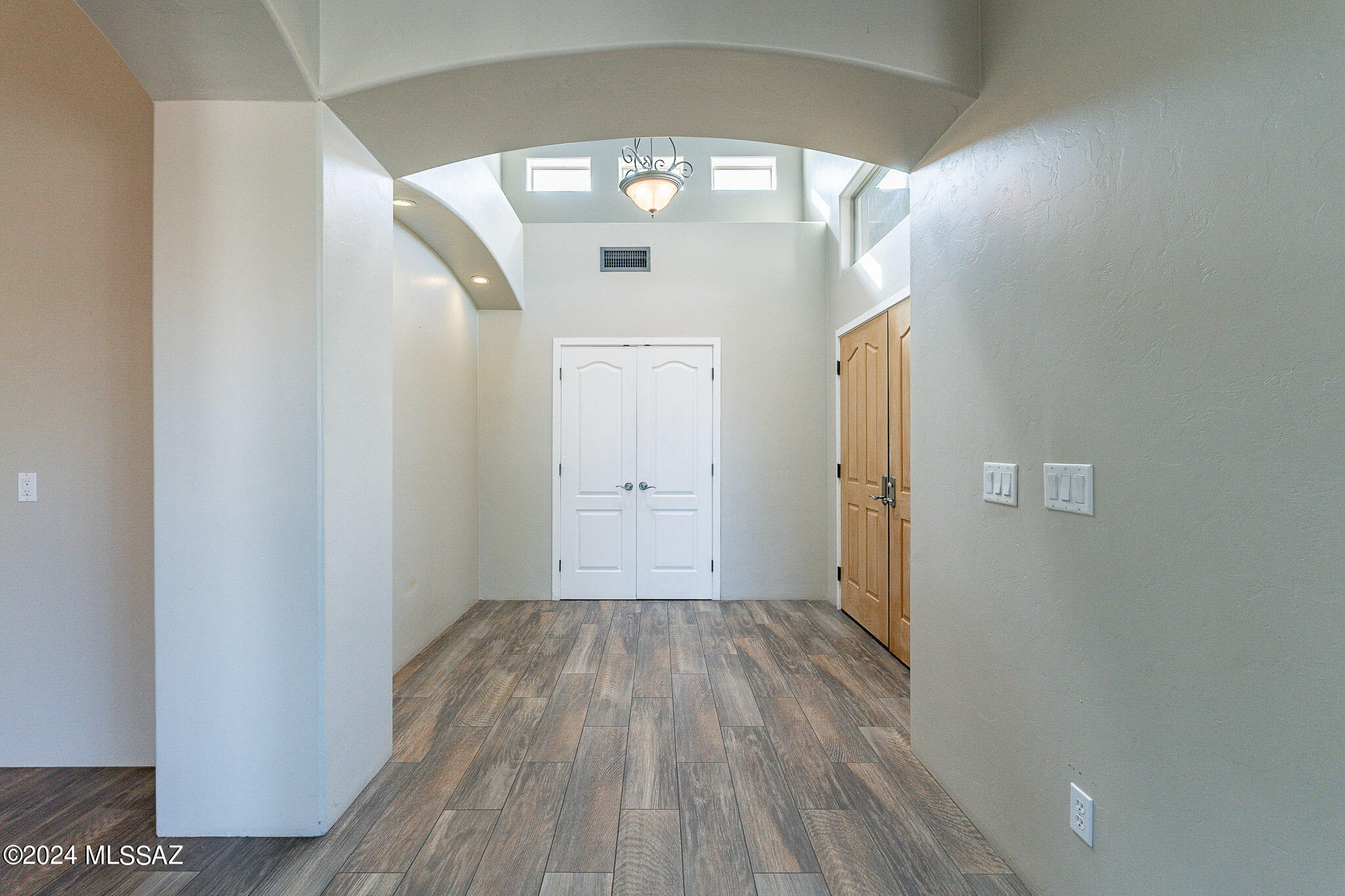 Montage Vista (1-29) - Residential