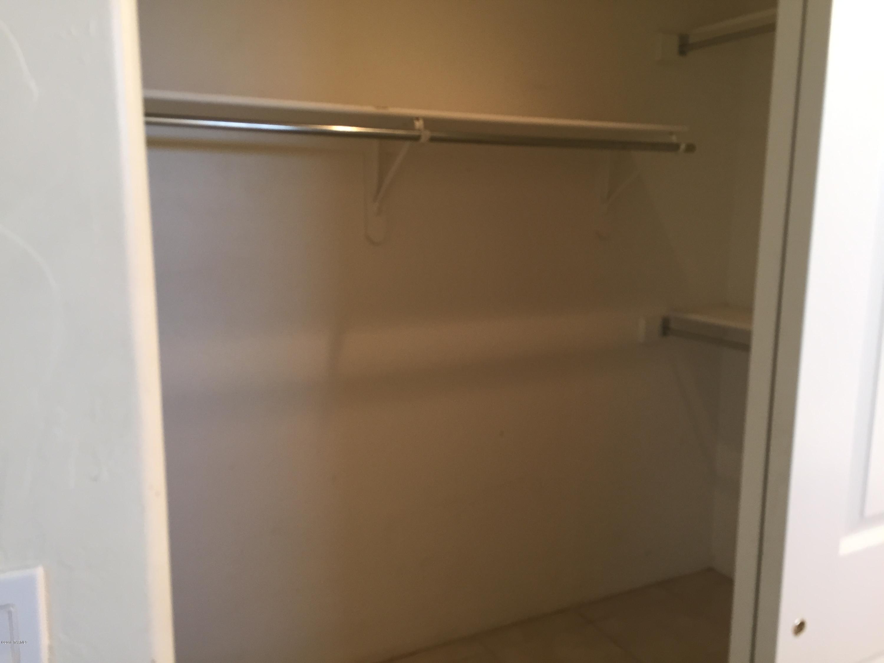 Catalina Poultry Acres NO 1 - Residential Lease