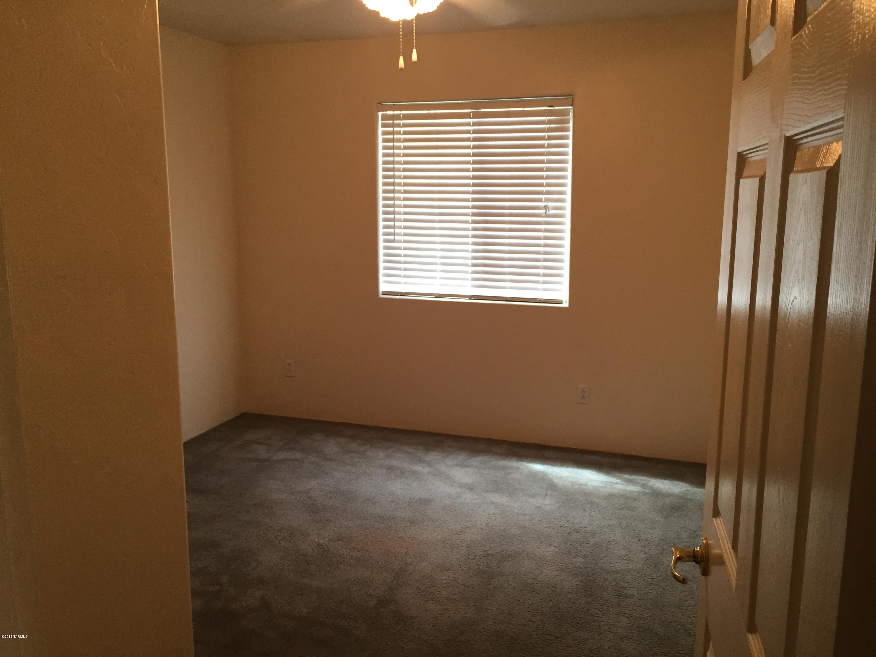 Catalina Poultry Acres NO 1 - Residential Lease