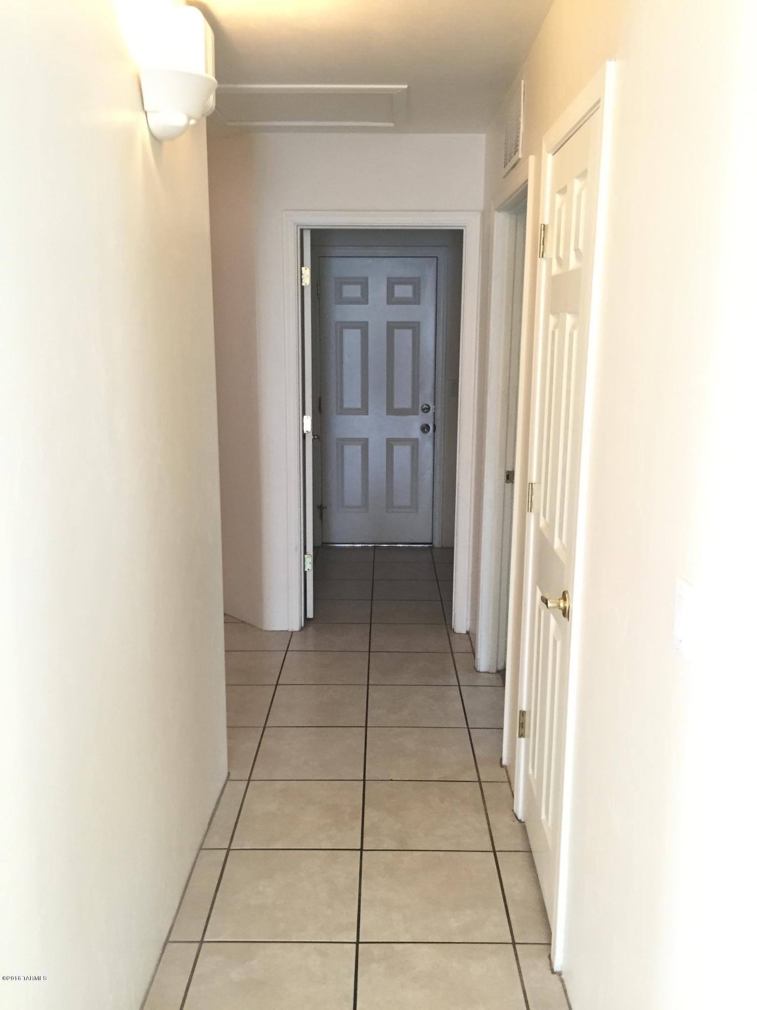 Catalina Poultry Acres NO 1 - Residential Lease