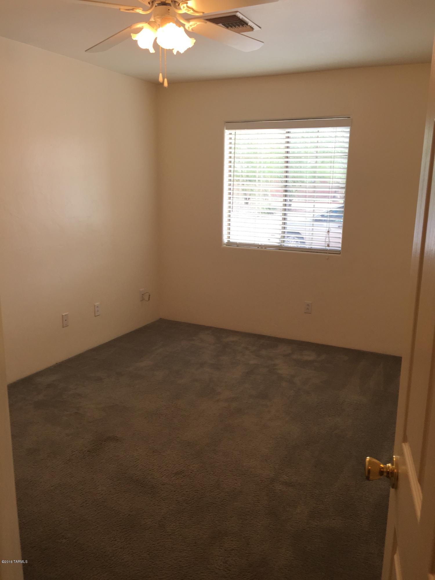 Catalina Poultry Acres NO 1 - Residential Lease