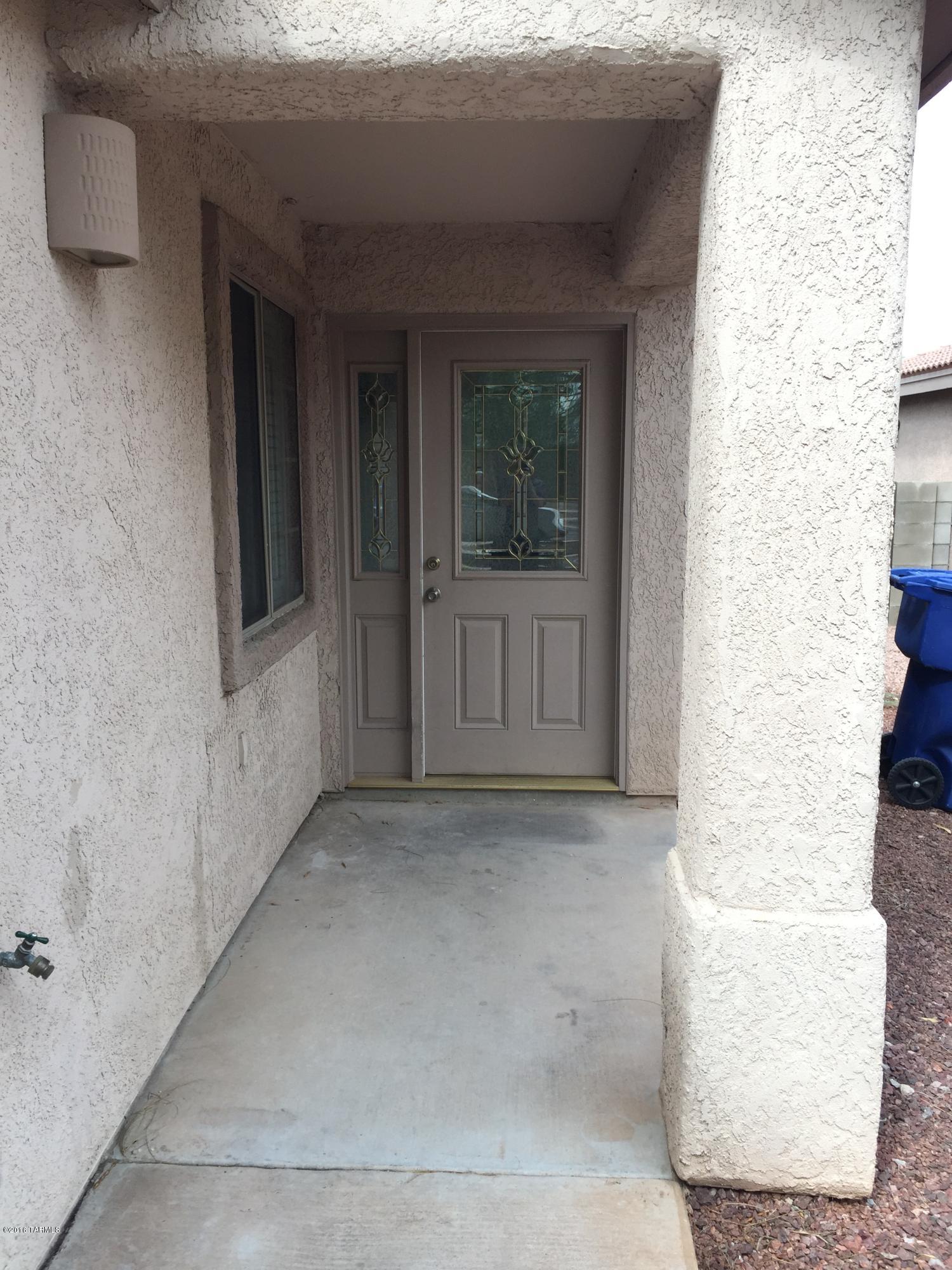 Catalina Poultry Acres NO 1 - Residential Lease