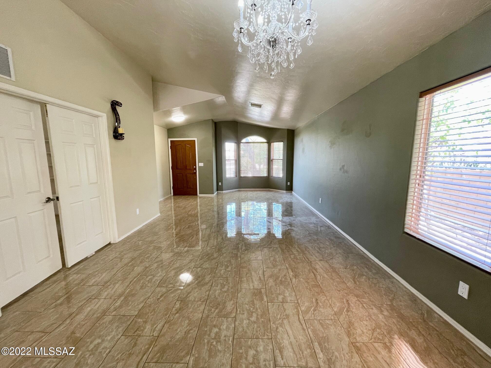 Casas Adobes Terrace (1-184) - Residential Lease