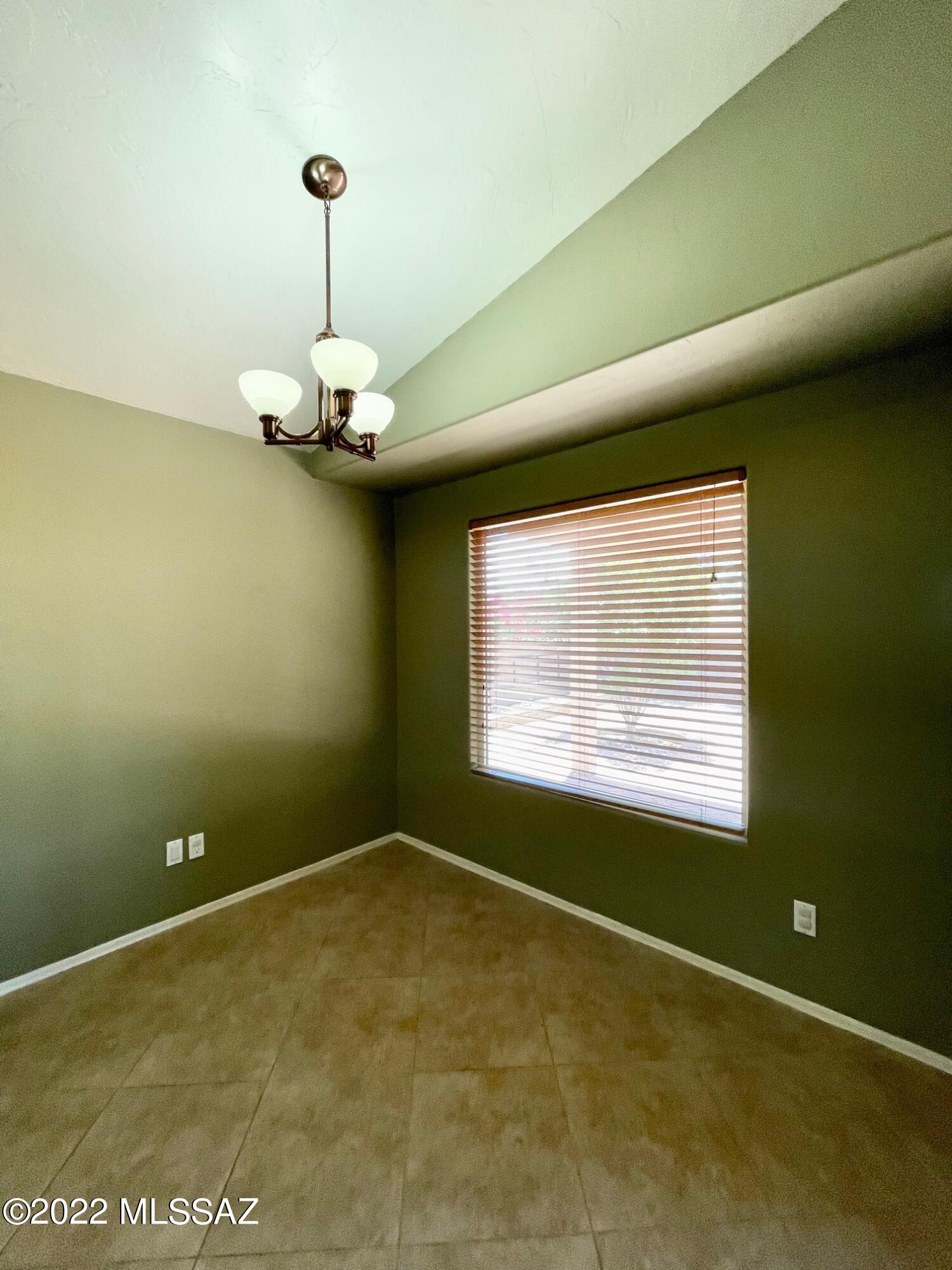 Casas Adobes Terrace (1-184) - Residential Lease