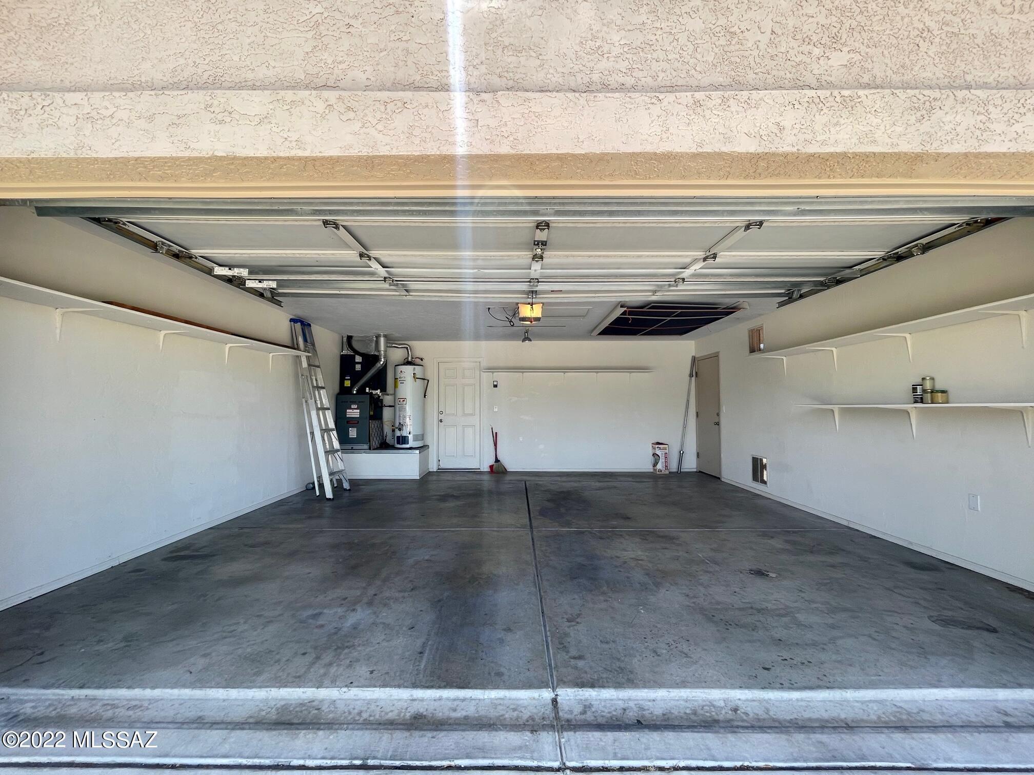 Casas Adobes Terrace (1-184) - Residential Lease