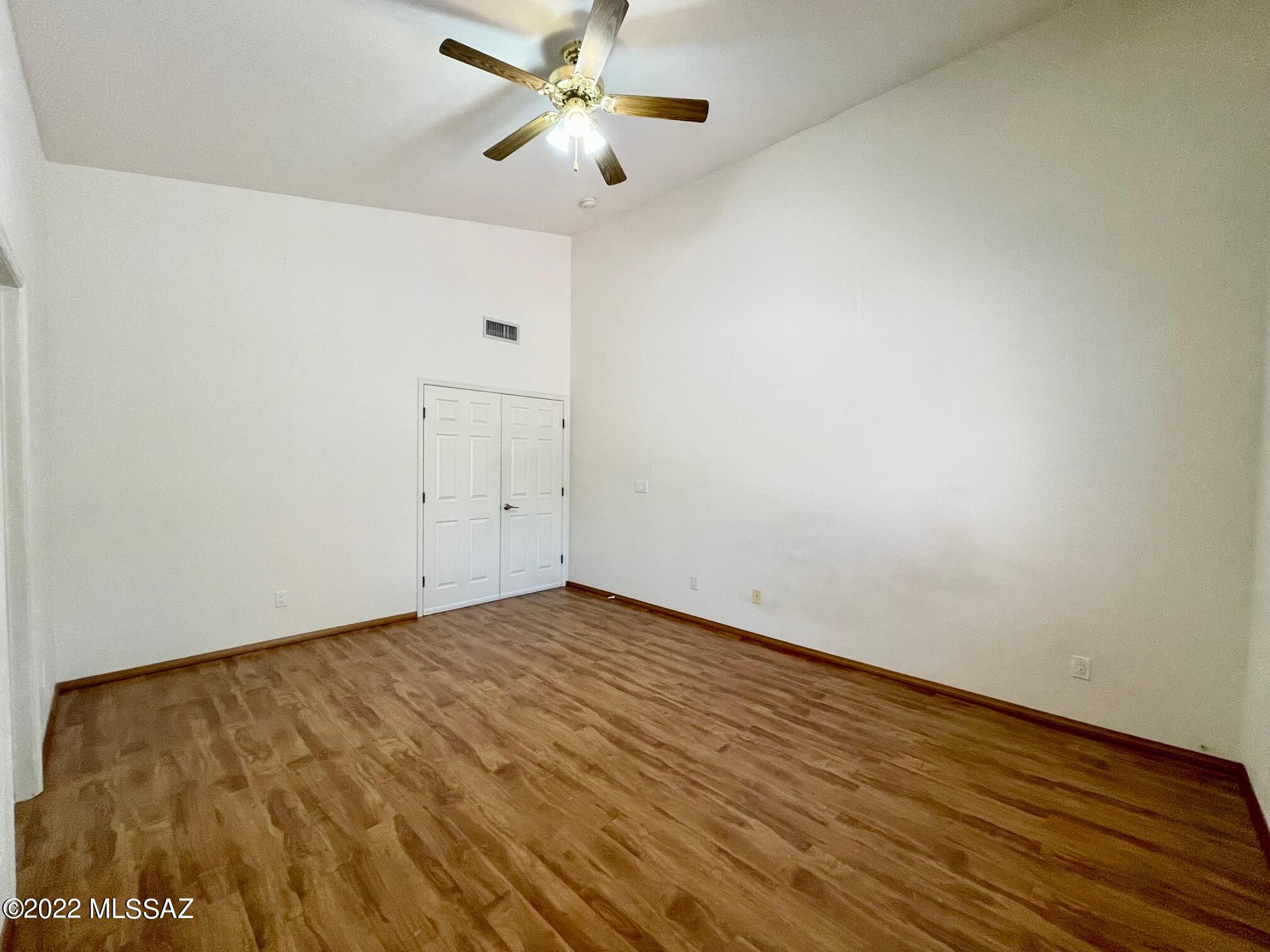 Casas Adobes Terrace (1-184) - Residential Lease