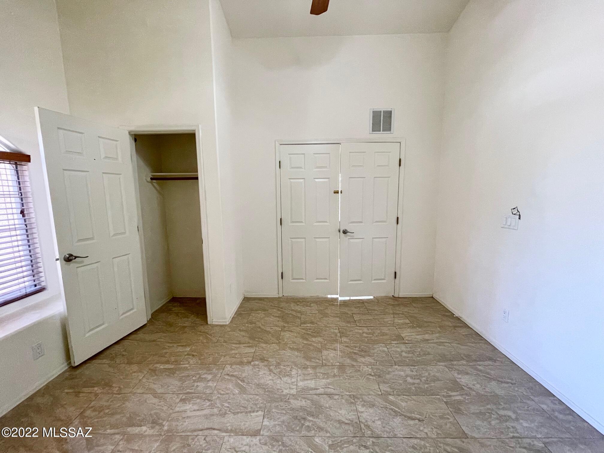 Casas Adobes Terrace (1-184) - Residential Lease