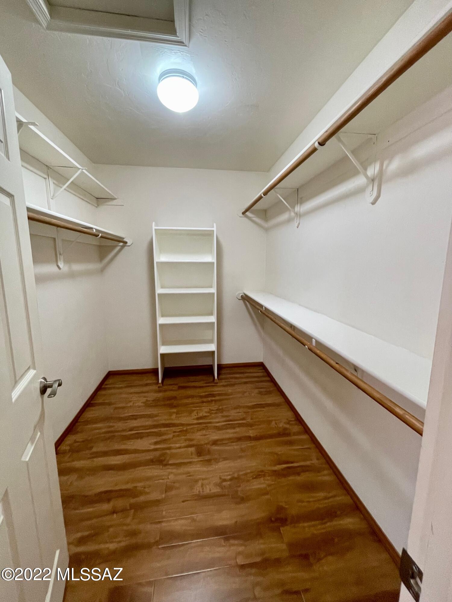 Casas Adobes Terrace (1-184) - Residential Lease