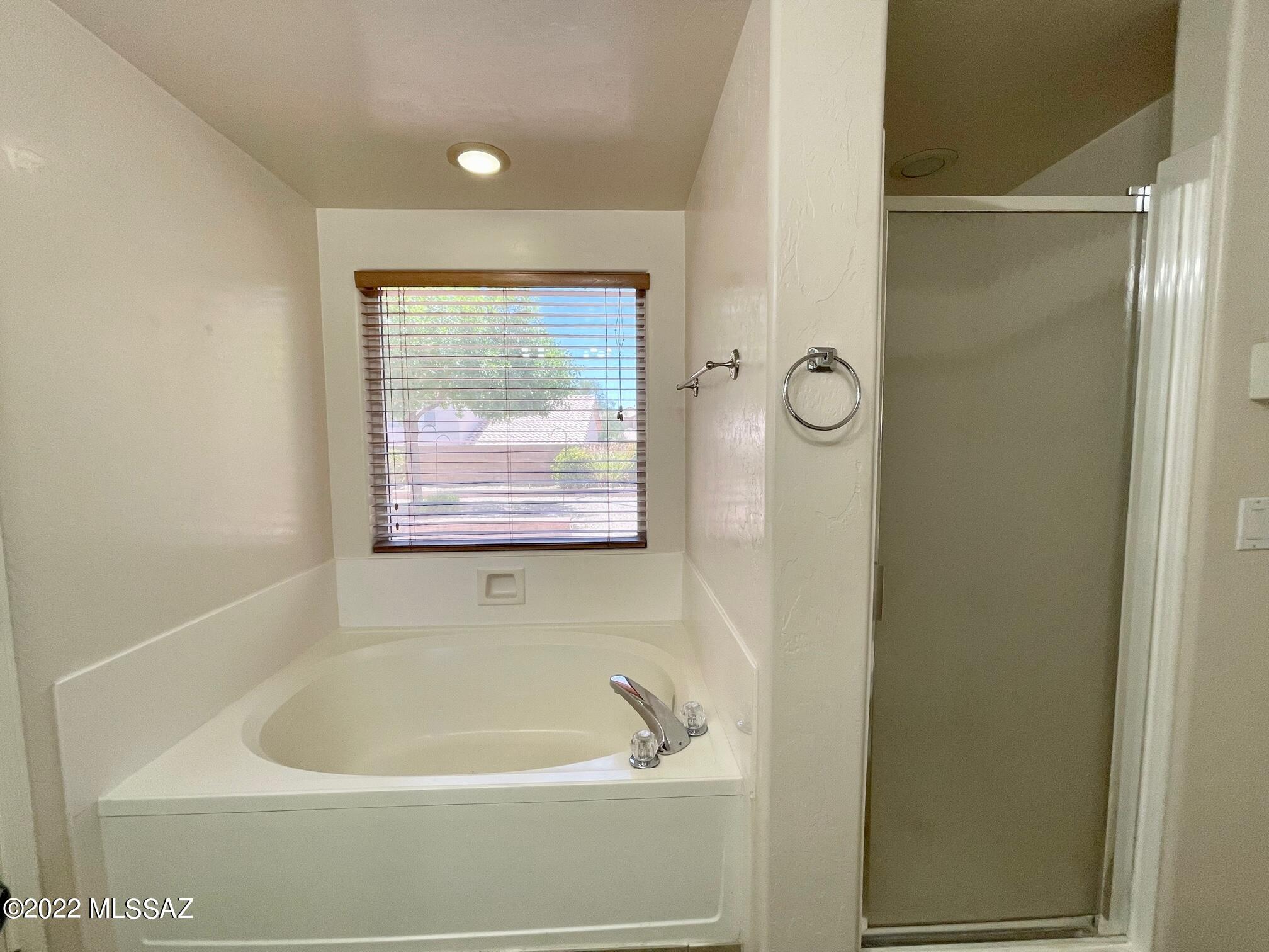 Casas Adobes Terrace (1-184) - Residential Lease