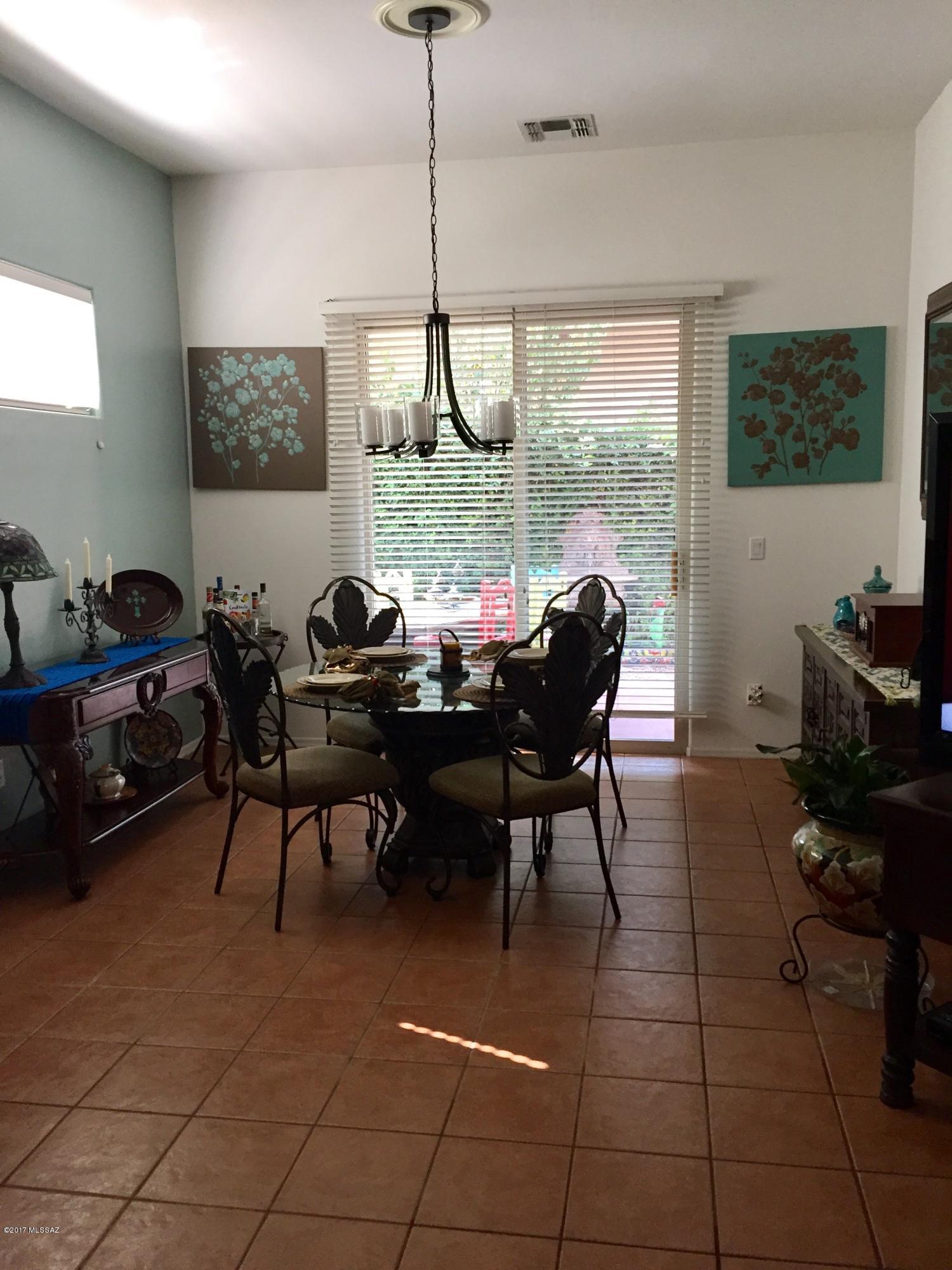 Rancho Esperero (1-343) - Residential