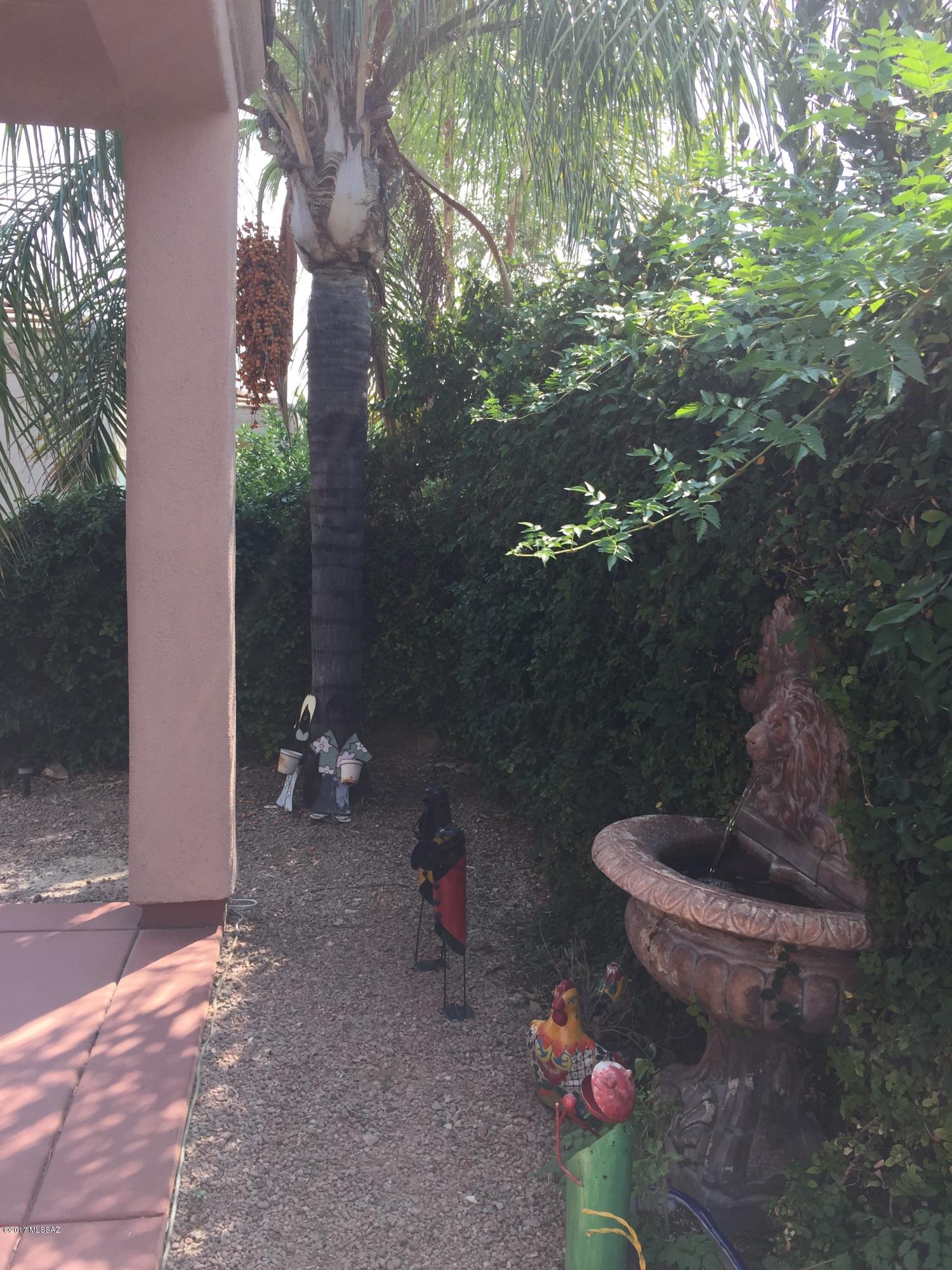Rancho Esperero (1-343) - Residential