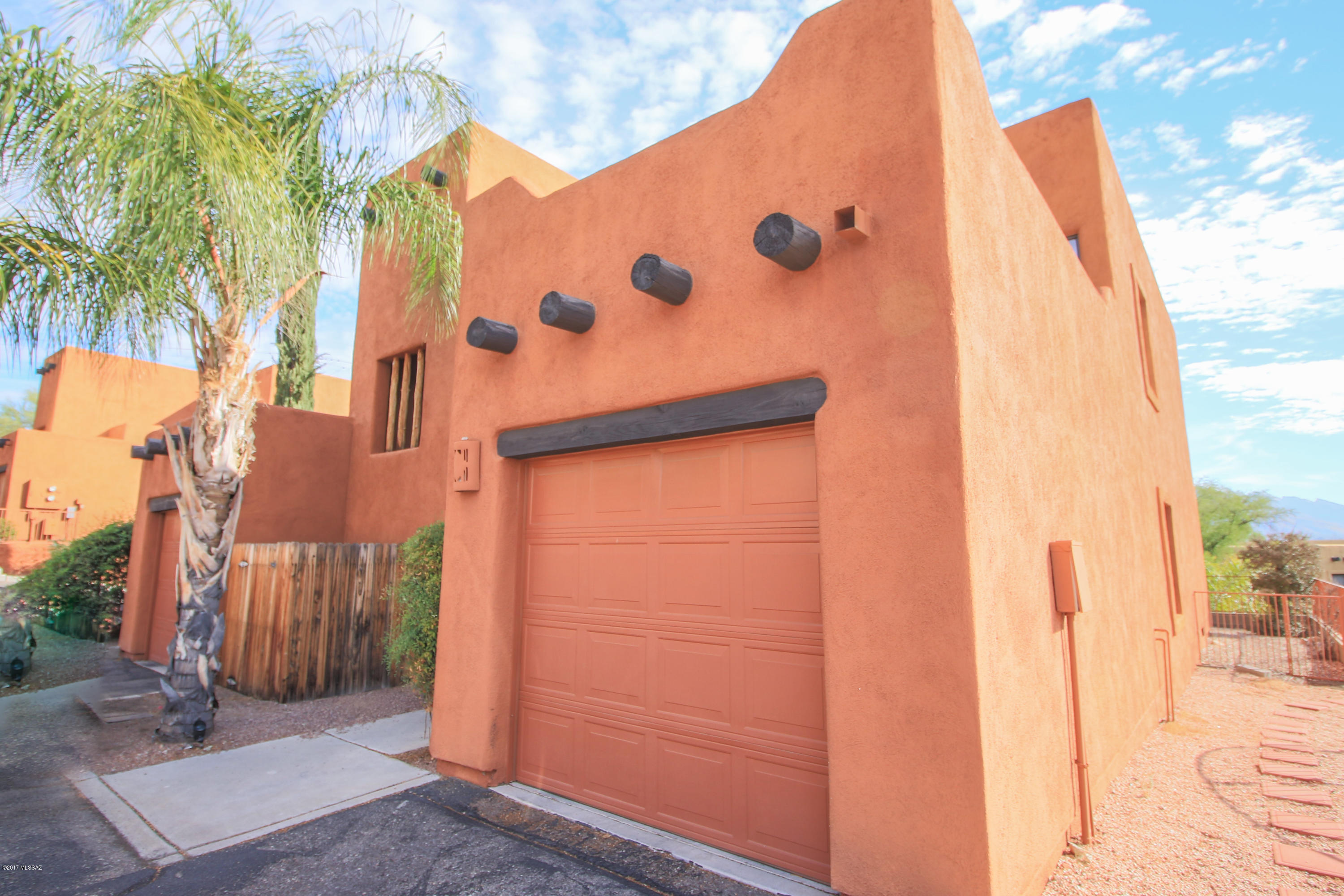 Fairway Terrace Condos. (Units 1-30) - Residential
