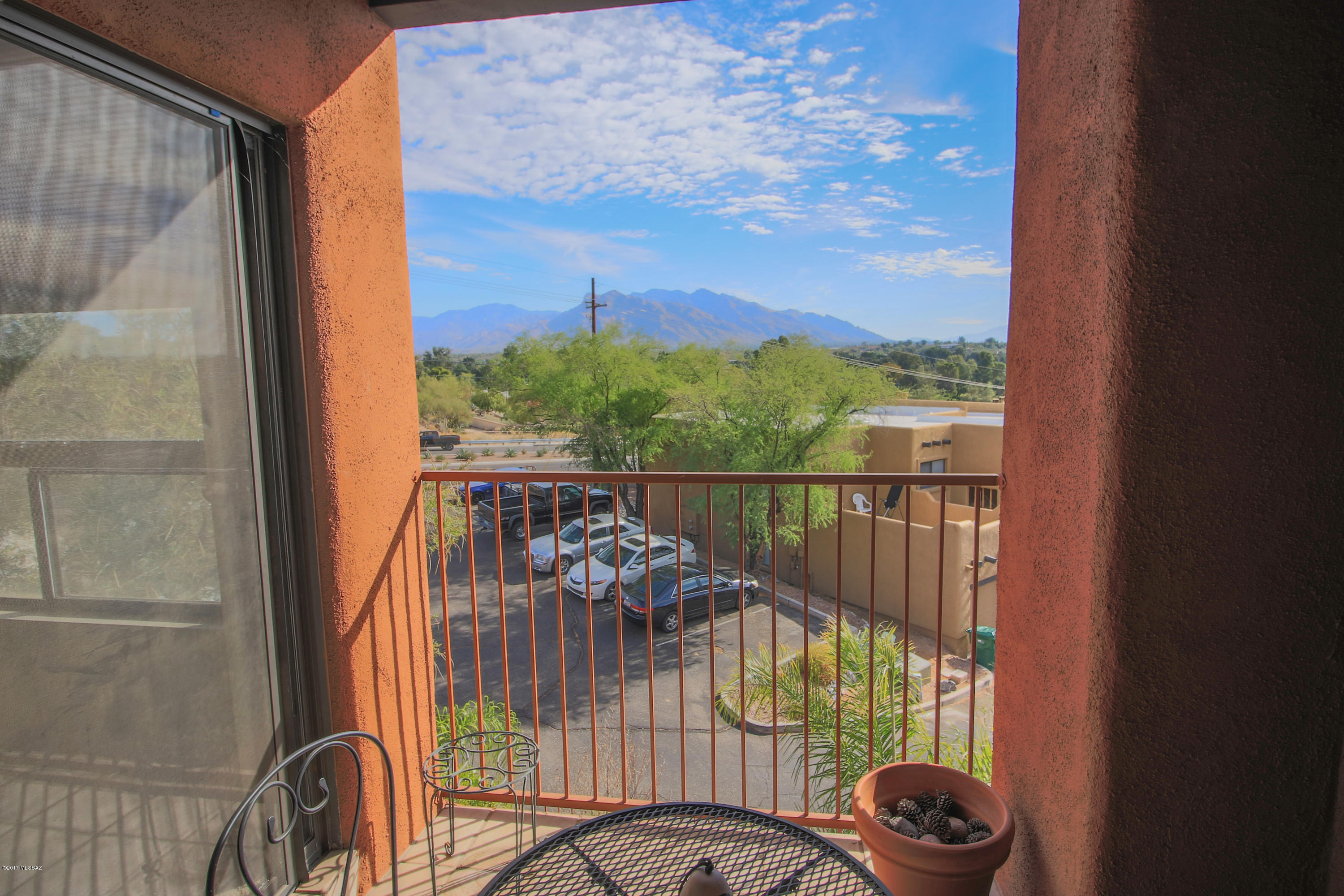 Fairway Terrace Condos. (Units 1-30) - Residential