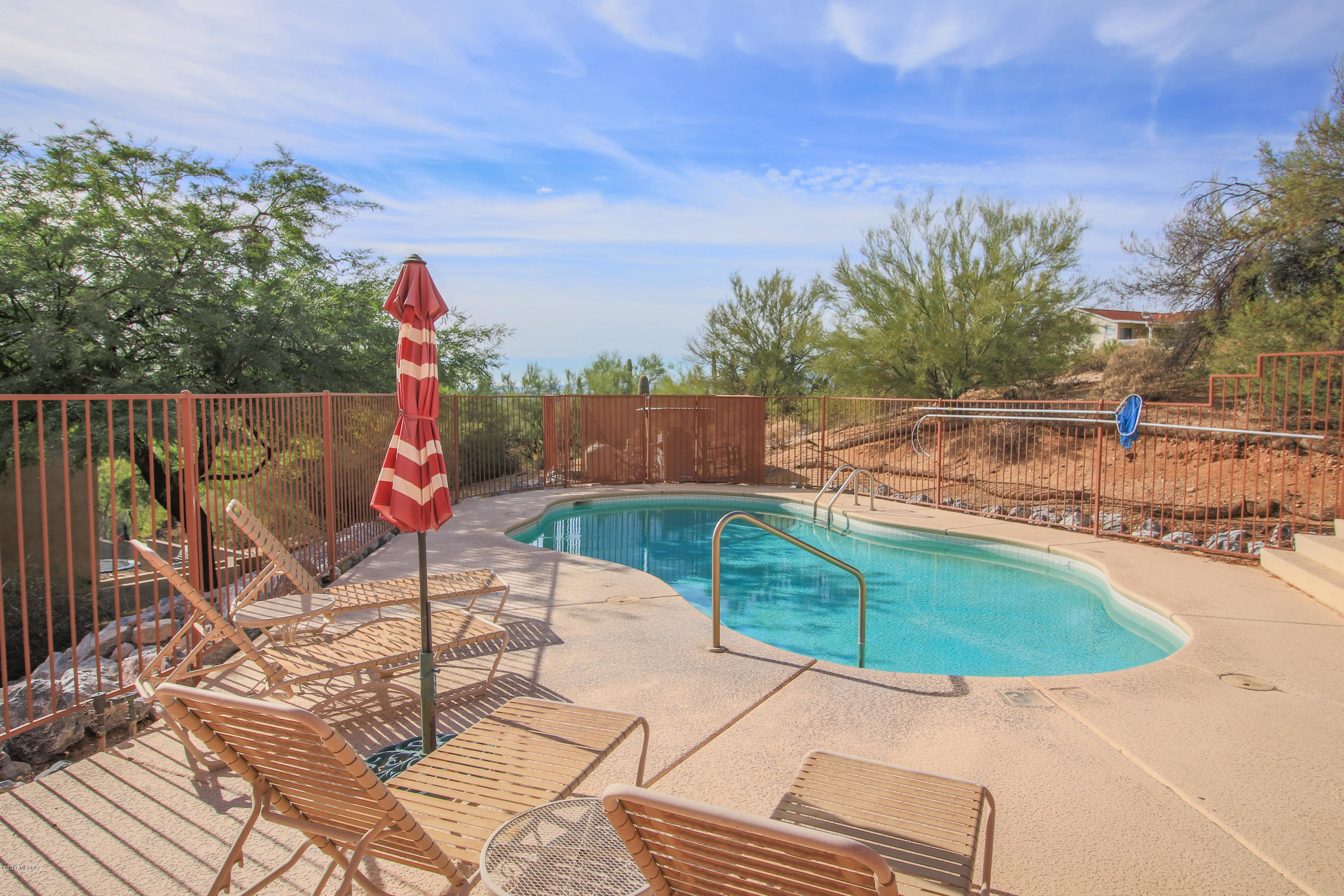 Fairway Terrace Condos. (Units 1-30) - Residential