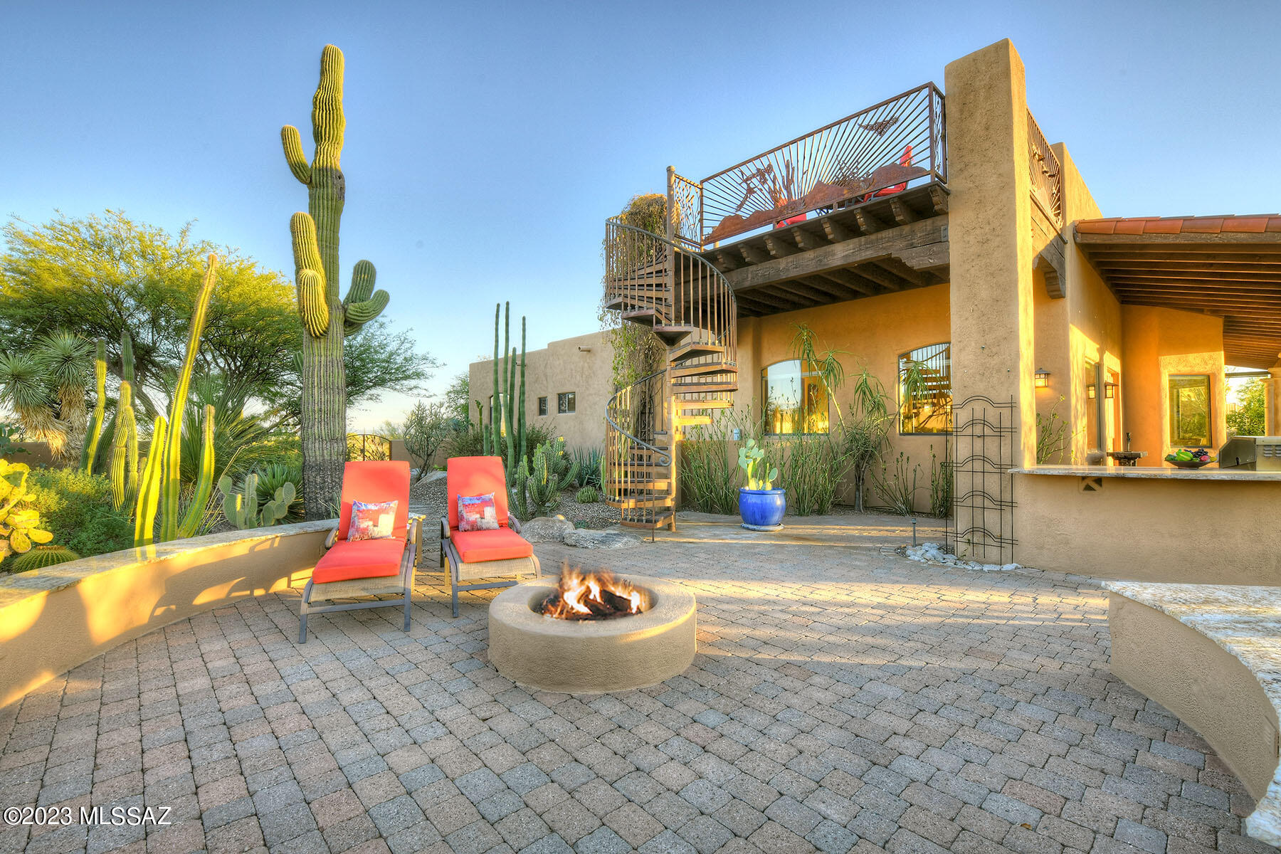 Sabino Mountain (1-290) - Residential