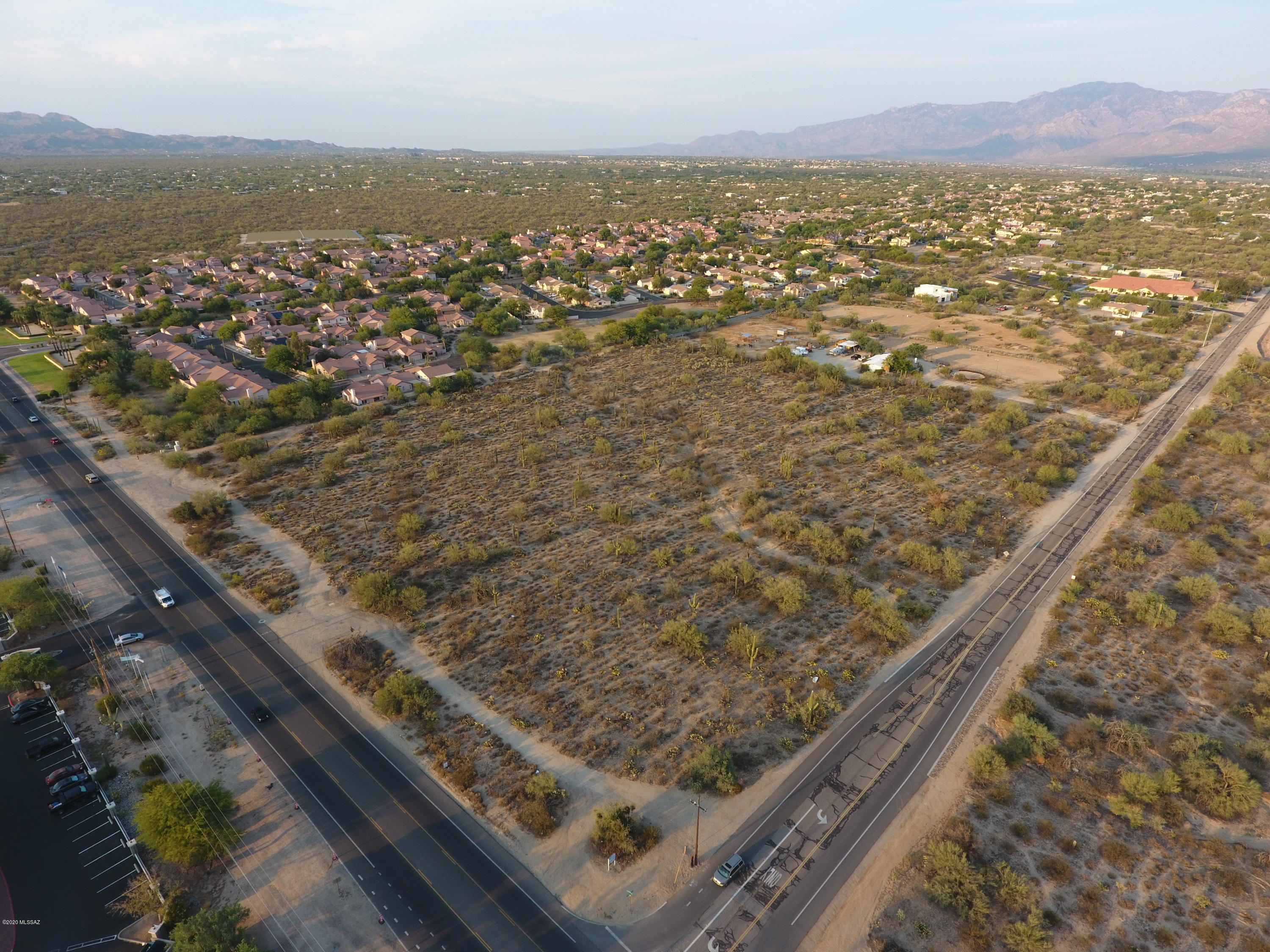 Back on Market! Pima County Board of Supervisor approved a proposed rezoning, for apartment project stating the proposed apartment design ''is an efficient use of existing infrastructure, implements the Arizona Growing Smarter Acts and conforms to the policies of the Comprehensive Plan''.