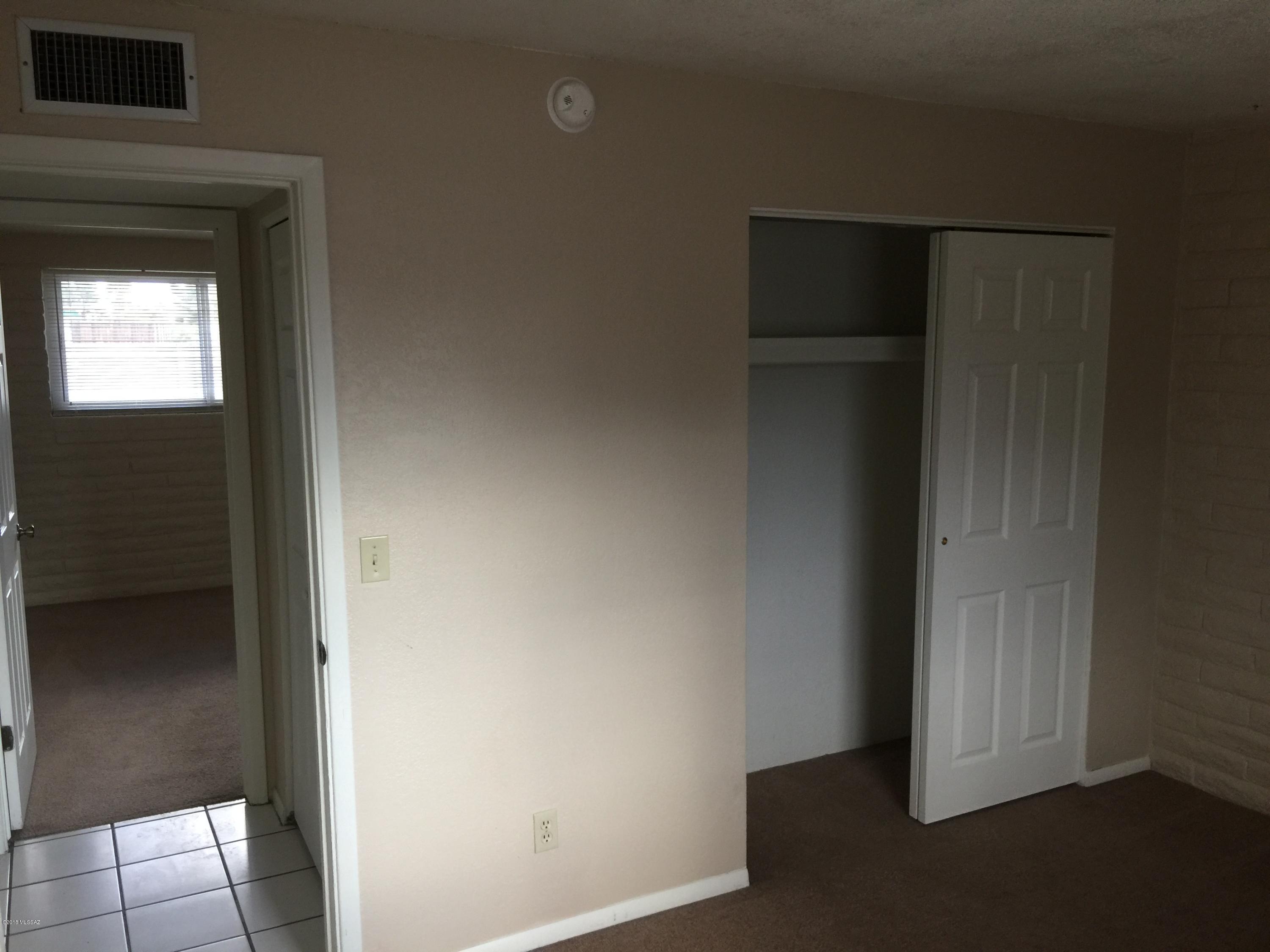 Pine Grove (1-101) - Residential Lease