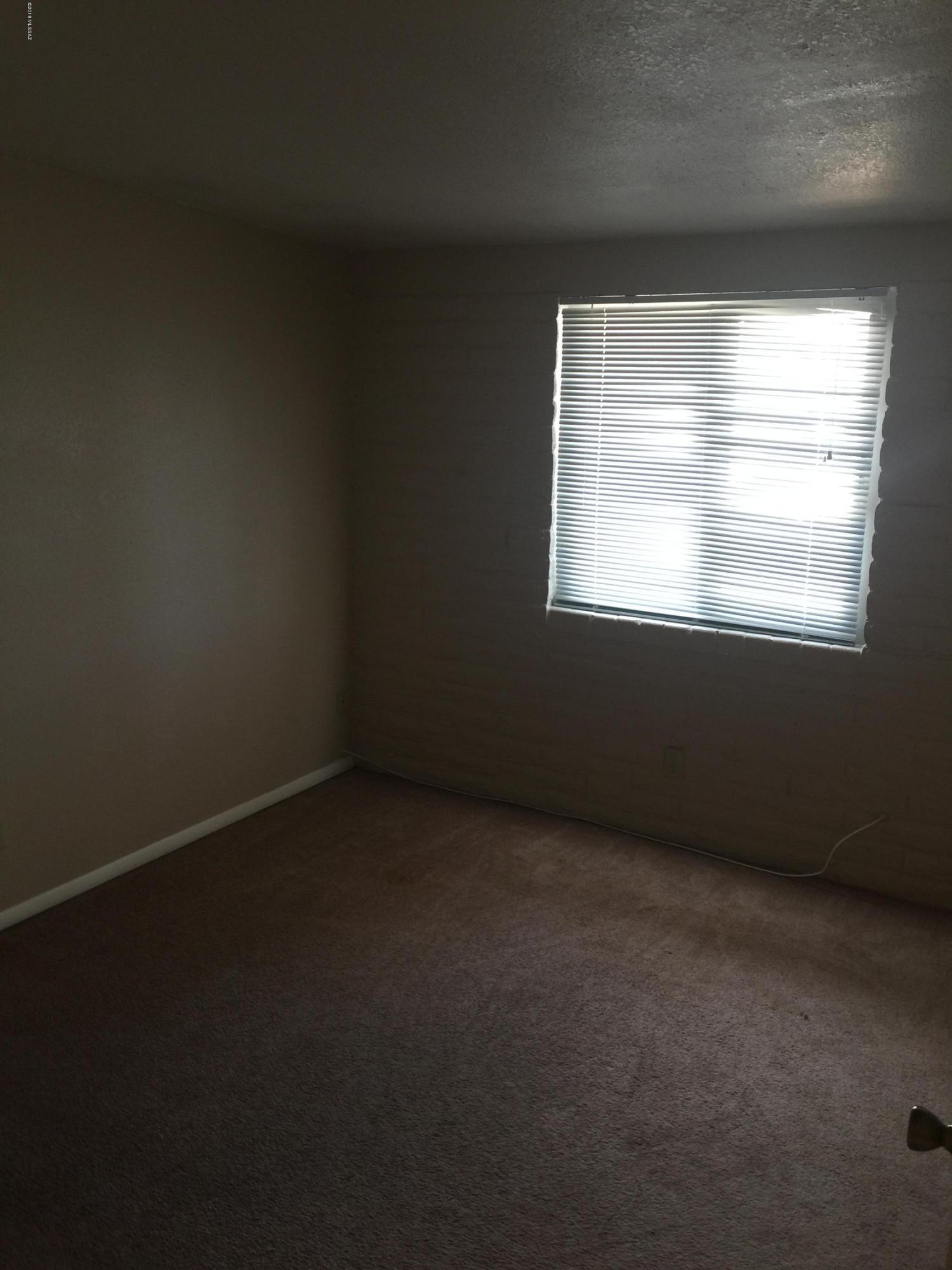 Pine Grove (1-101) - Residential Lease