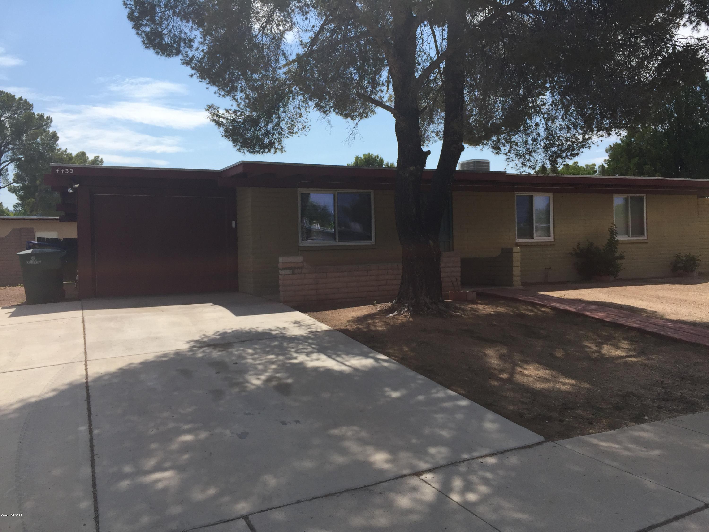 Pine Grove (1-101) - Residential Lease