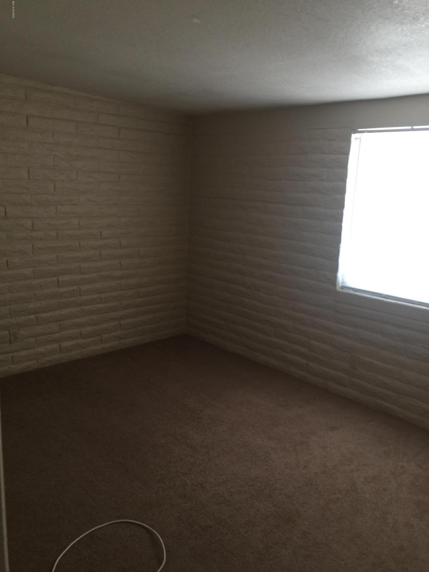 Pine Grove (1-101) - Residential Lease