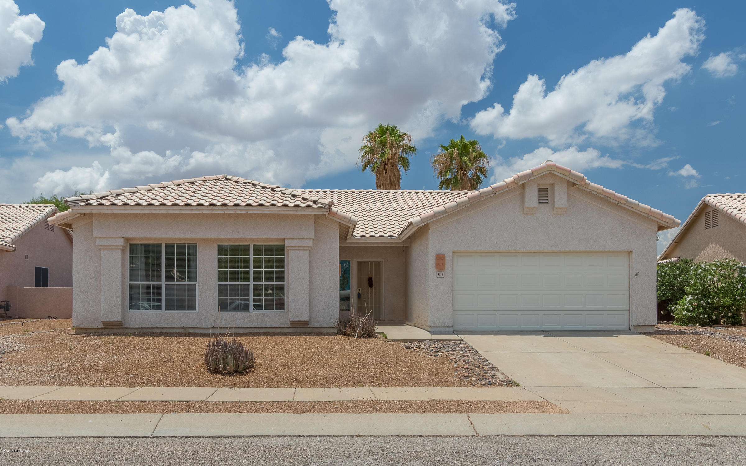 Range Priced: Seller to accept/counter offers between $185,000-$189,000. Estate Sale. 3BR/2BA in acclaimed Vail School District. Close to Purple Heart Park, which features public pool, ball fields, skate park, play area, and dog park. Huge 0.24 acre cul-de-sac lot. Room for a pool and much more! Easy commute to Raytheon, IBM, and DMAFB.  Local shopping restaurants, Emergency Center and doctors/dentists.  Needs some TLC but is a great opportunity in Rita Ranch.