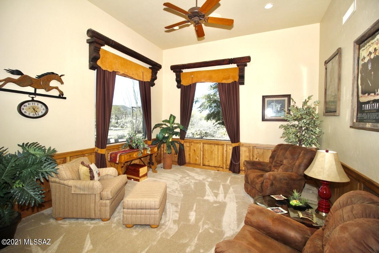 La Cholla Airpark - Residential