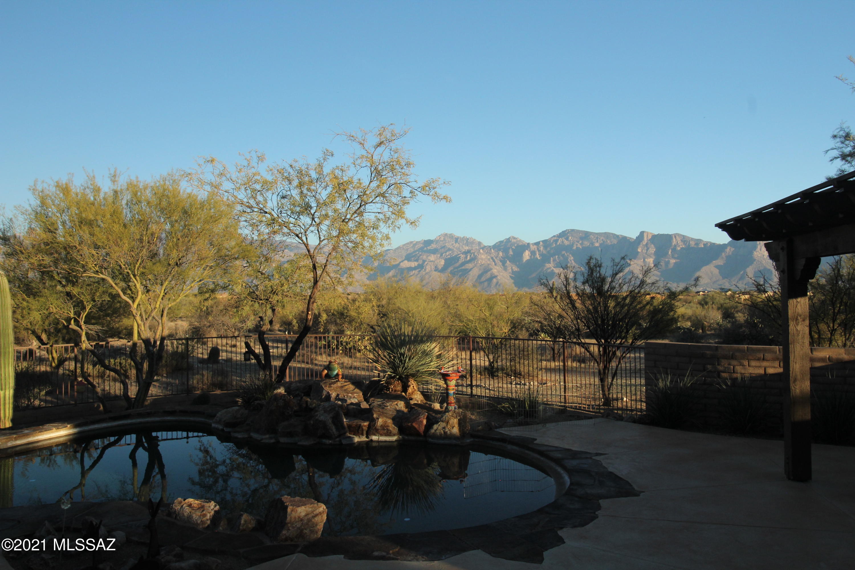 La Cholla Airpark - Residential