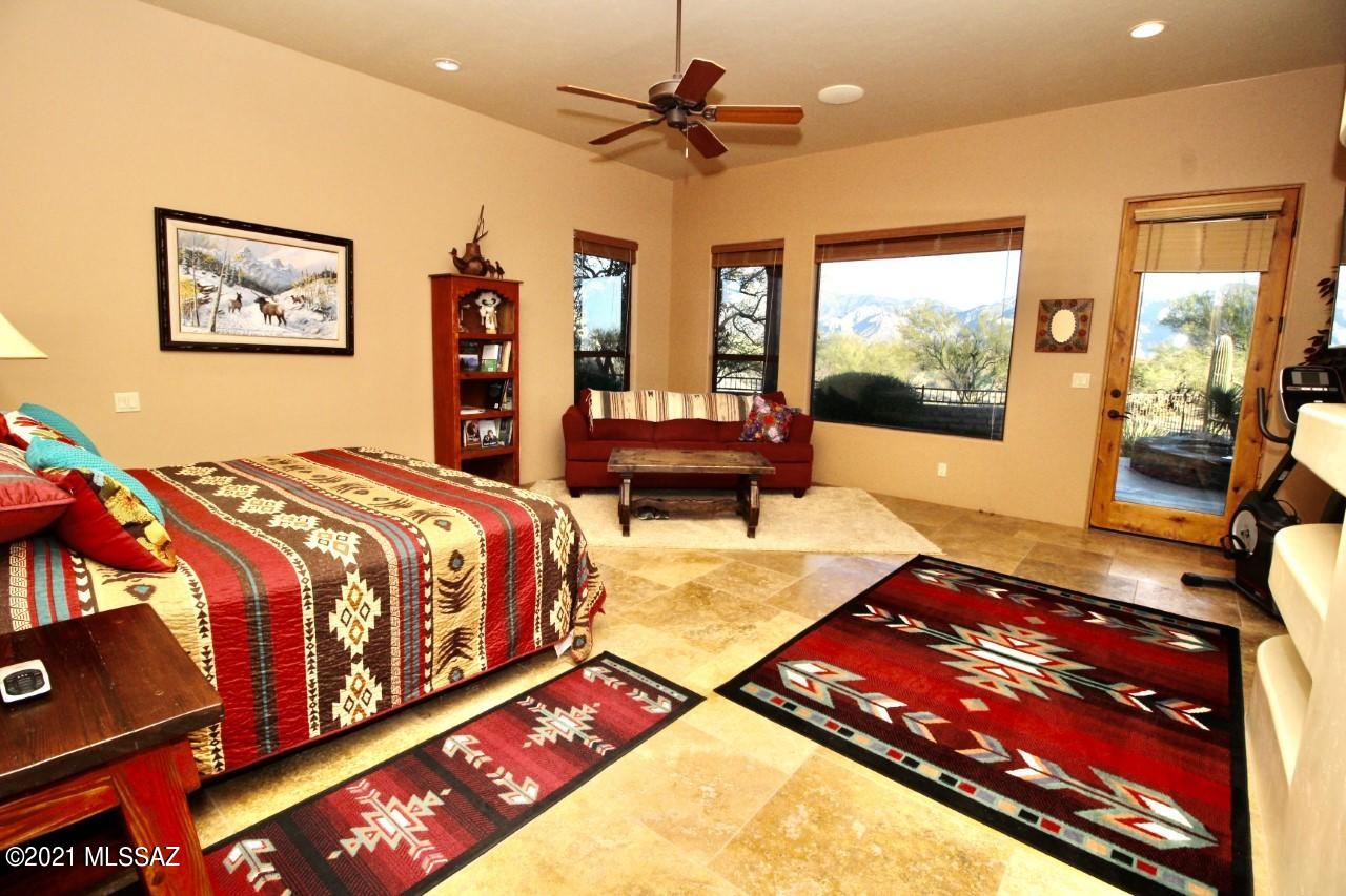 La Cholla Airpark - Residential