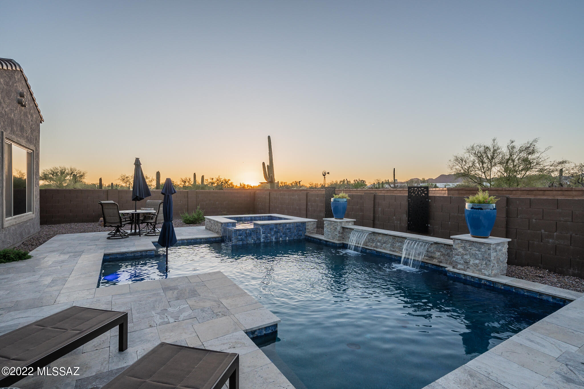 Saguaros Viejos West - Residential
