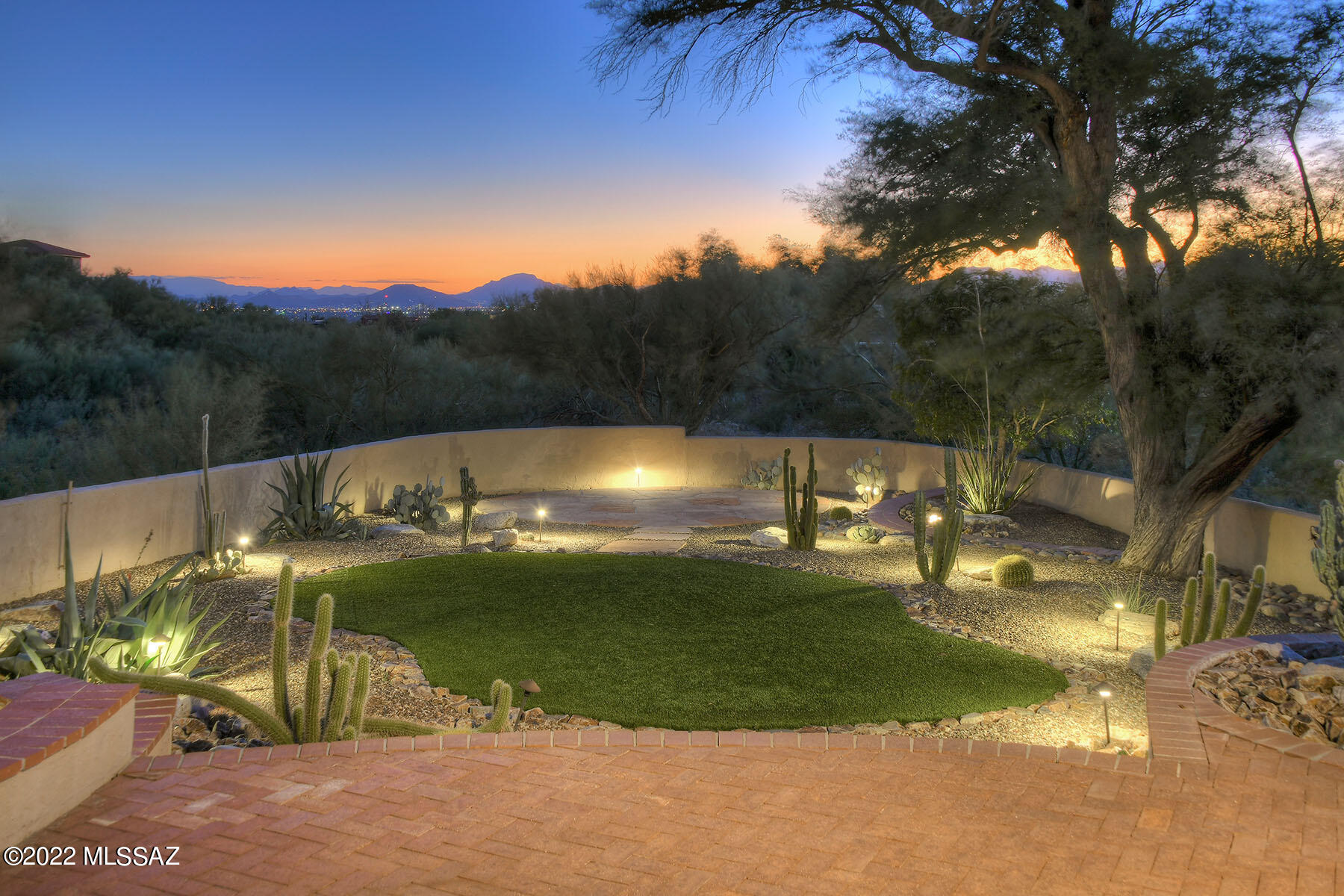 Catalina Foothills Est. NO. 10 (73-90, 119, 121, 123, 127-146) - Residential