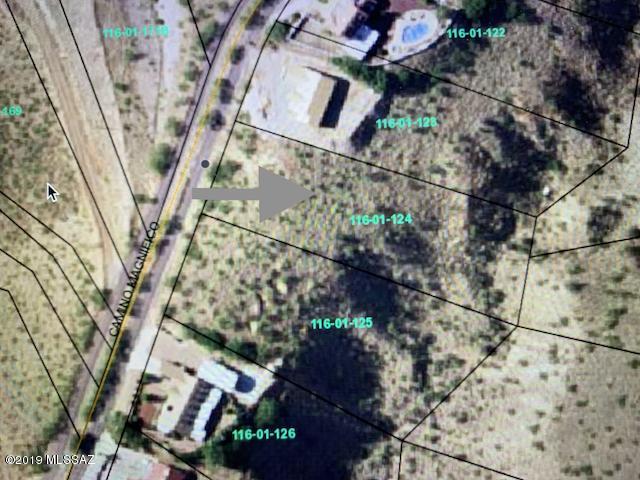 Build your dream home on this great lot in Rio Rico.   1.07 Acres in Unit 3 of Rio Rico Ranchettes with beautiful mountain and rolling hill views overlooking the Valley.

Vacant land - please park carefully. Paved road, property was staked in July and previous perk tested positive.