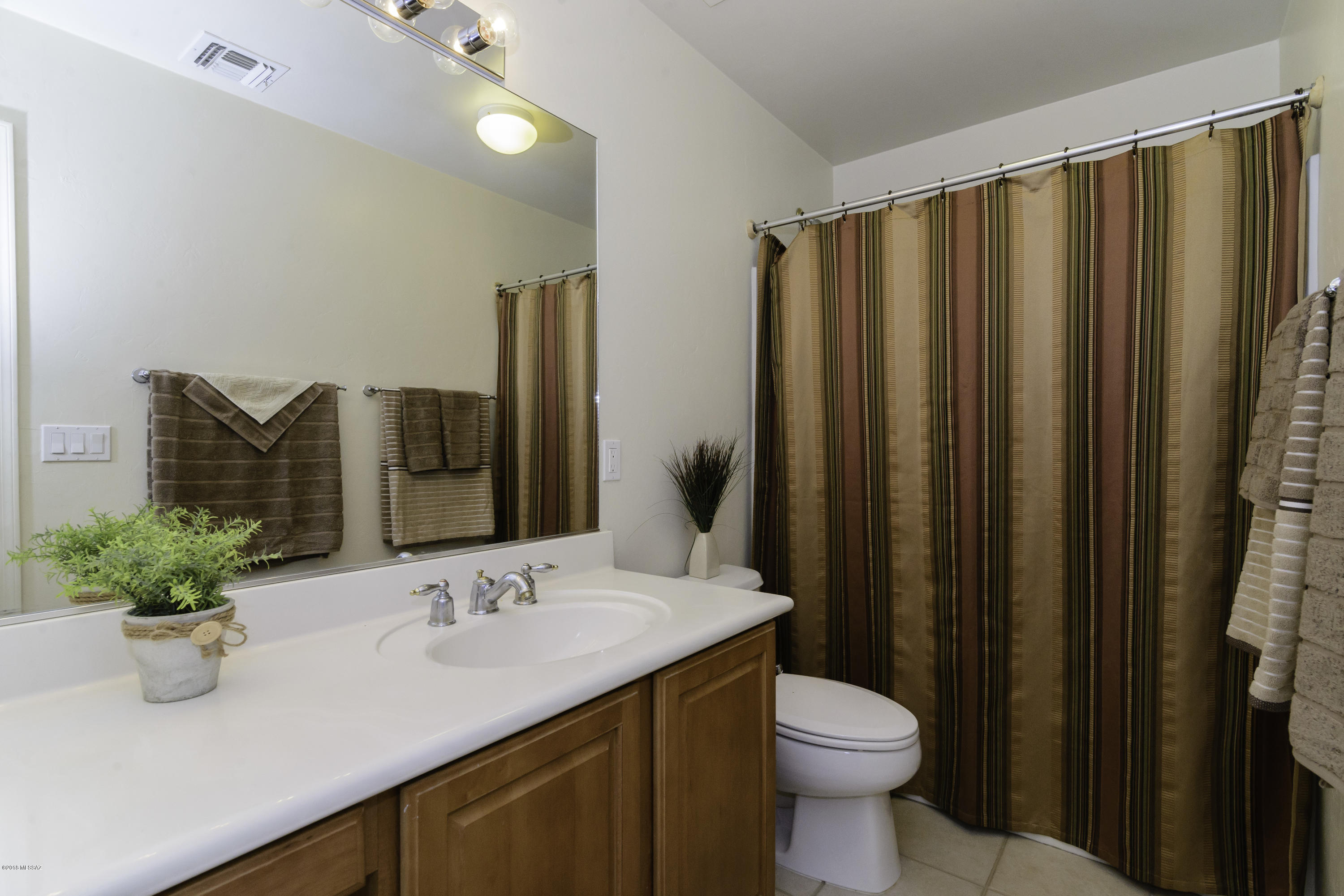 Continental Reserve Blk. 15 (1-66) - Residential