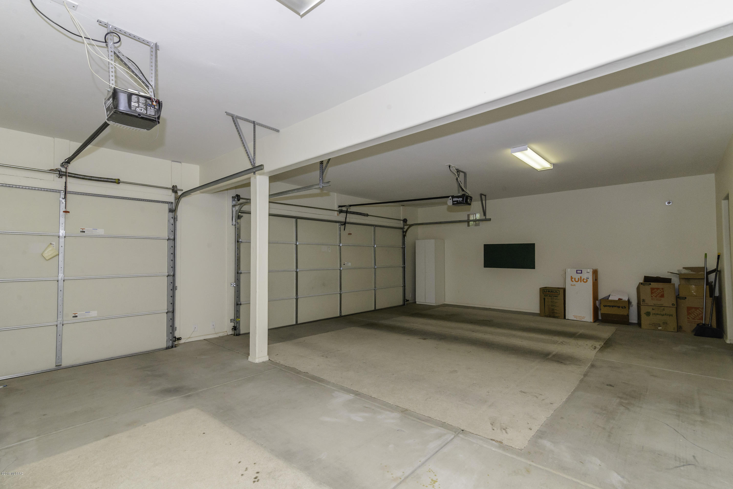 Continental Reserve Blk. 15 (1-66) - Residential