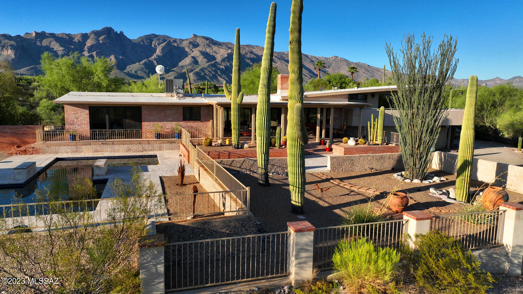 Catalina Foothills Estates NO. 3 - Residential