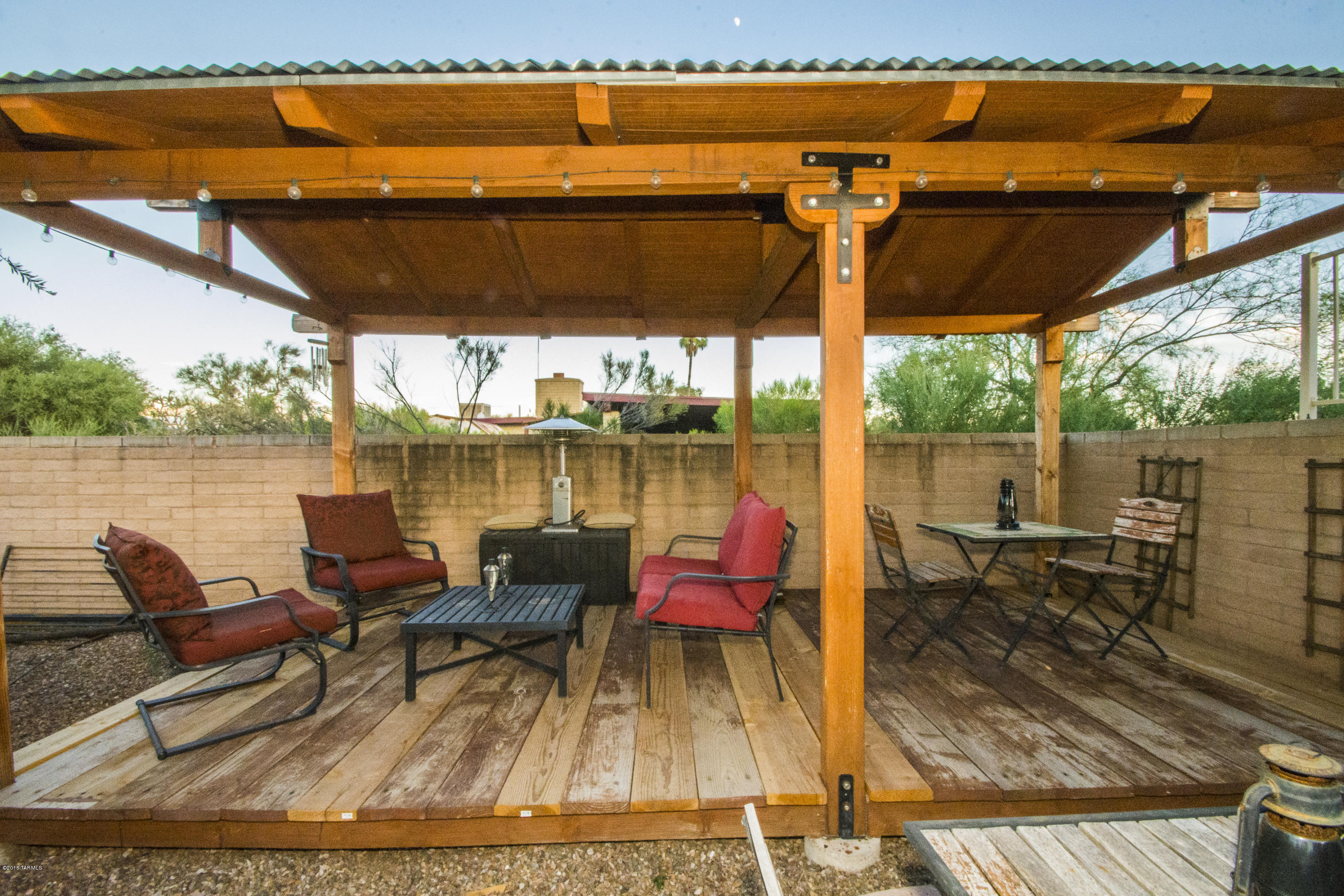 Rancho Feliz (153-352) - Residential