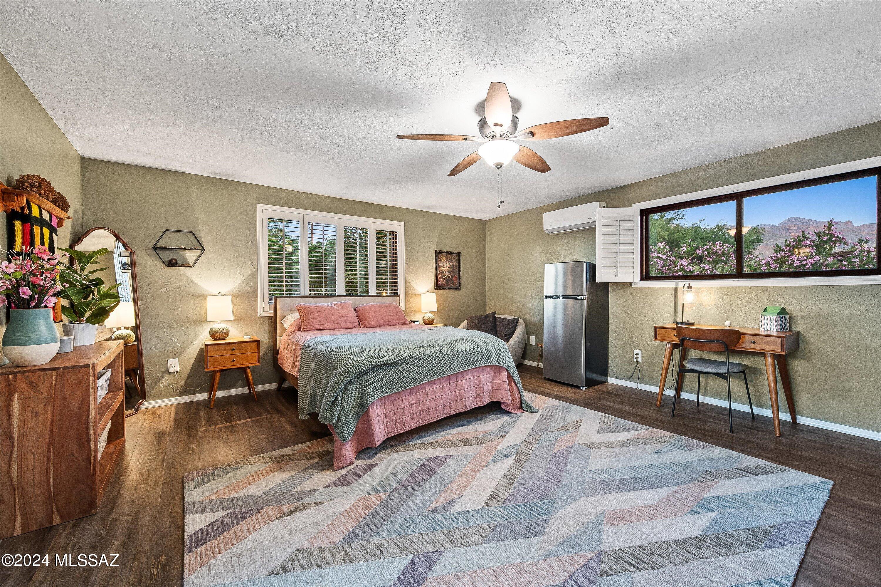 Sunset Manor(1-92) - Residential
