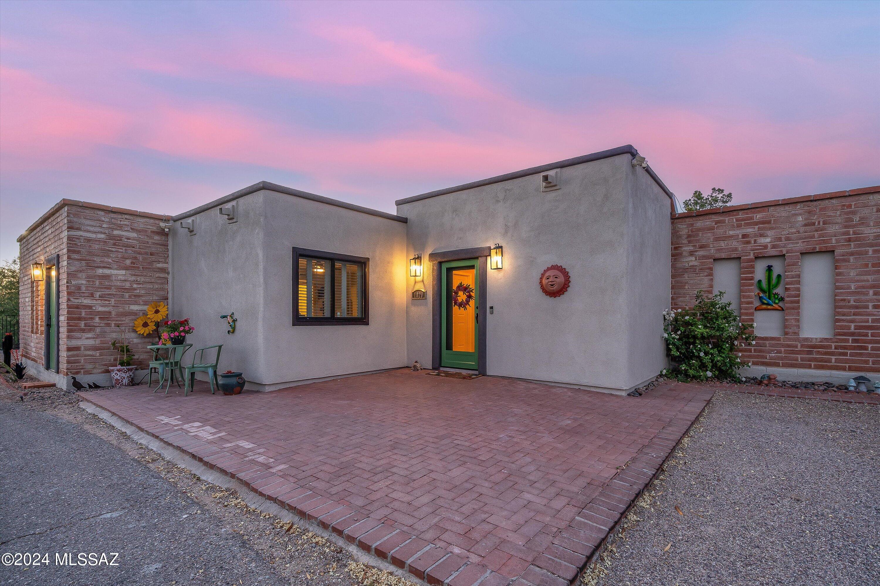 Sunset Manor(1-92) - Residential